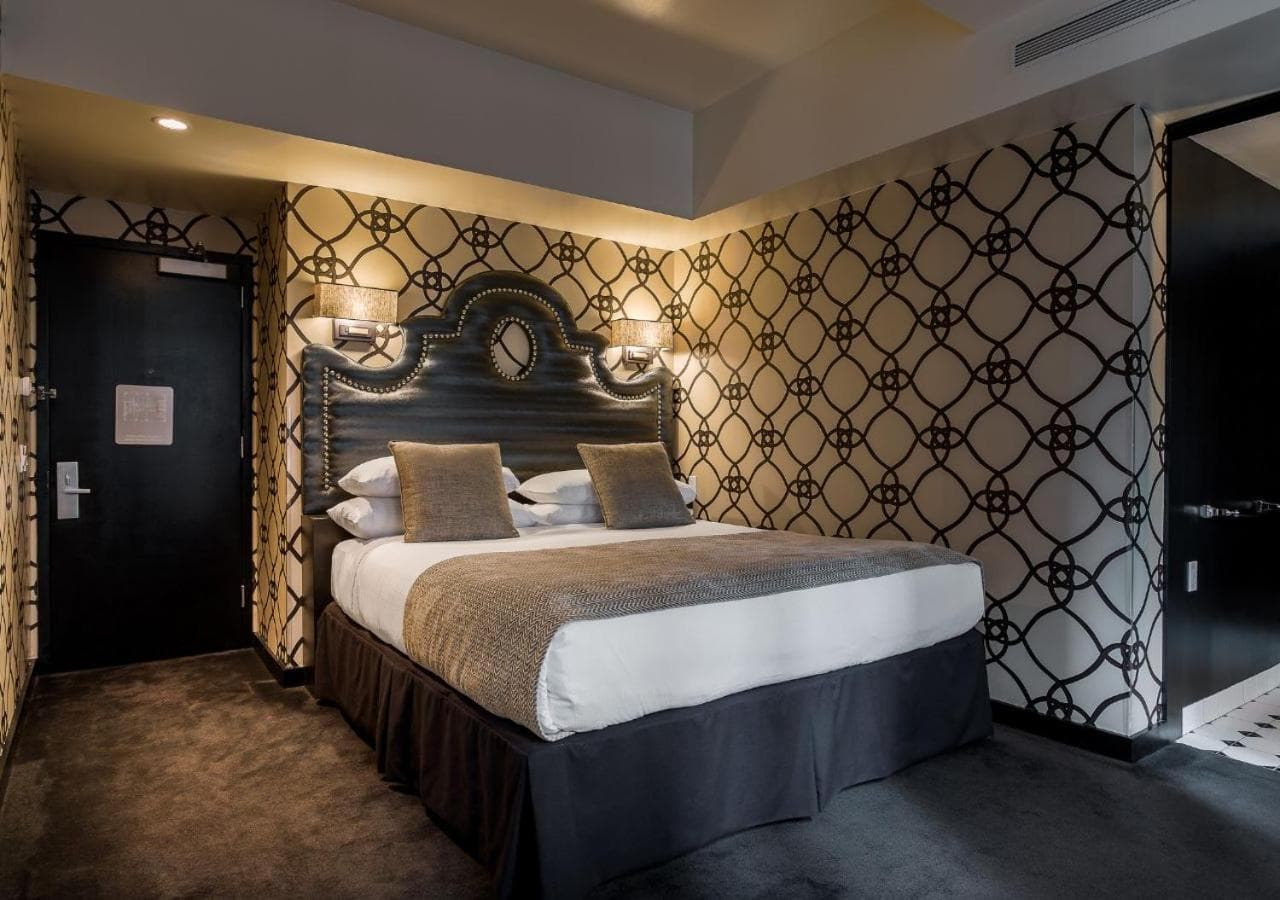 45 Times Square Hotel — 23