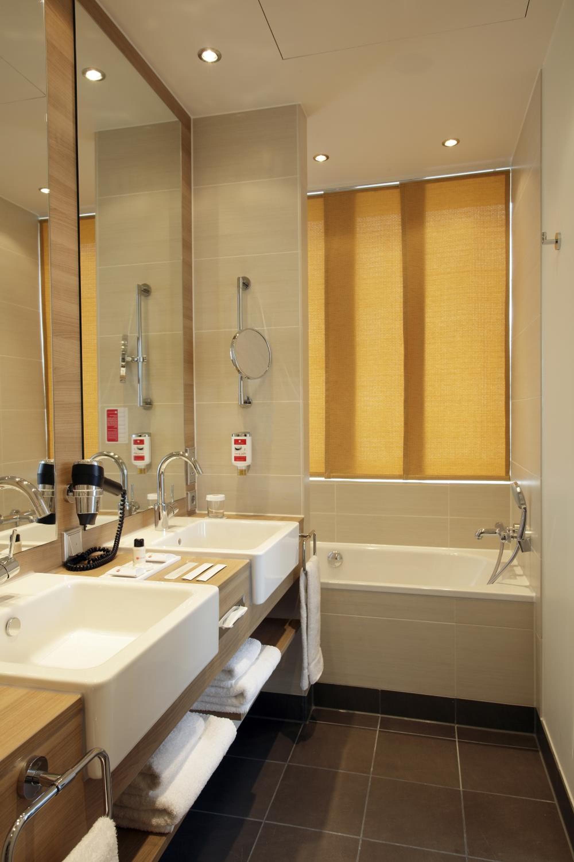 H4 Hotel Berlin Alexanderplatz hotel, Karl-Liebknecht-Strasse 32, Berlin, Germany — photo 34