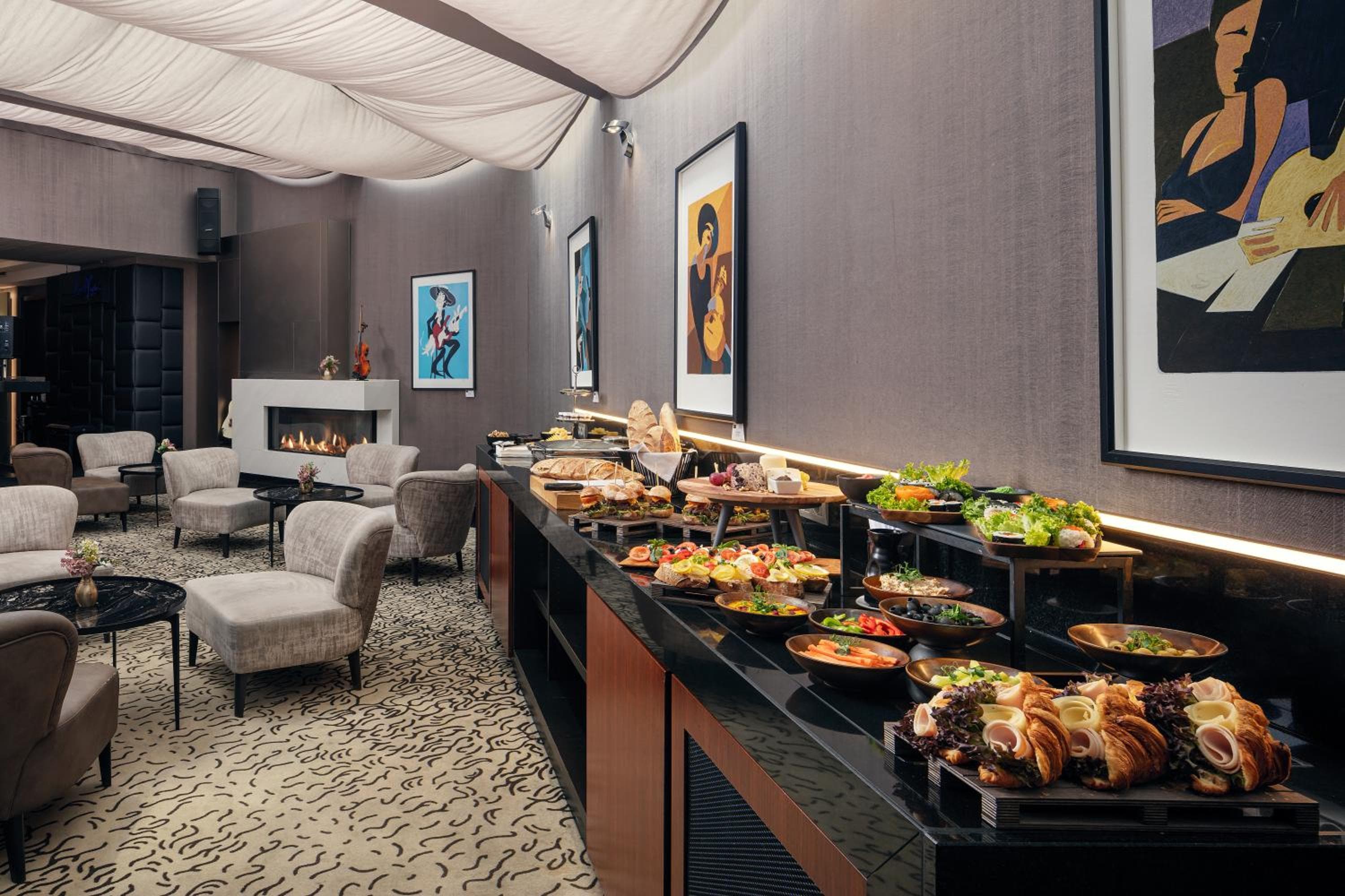 Hotel KINGS COURT hotel, U Obecniho Domu 3, Prague, Czech Republic — photo 65