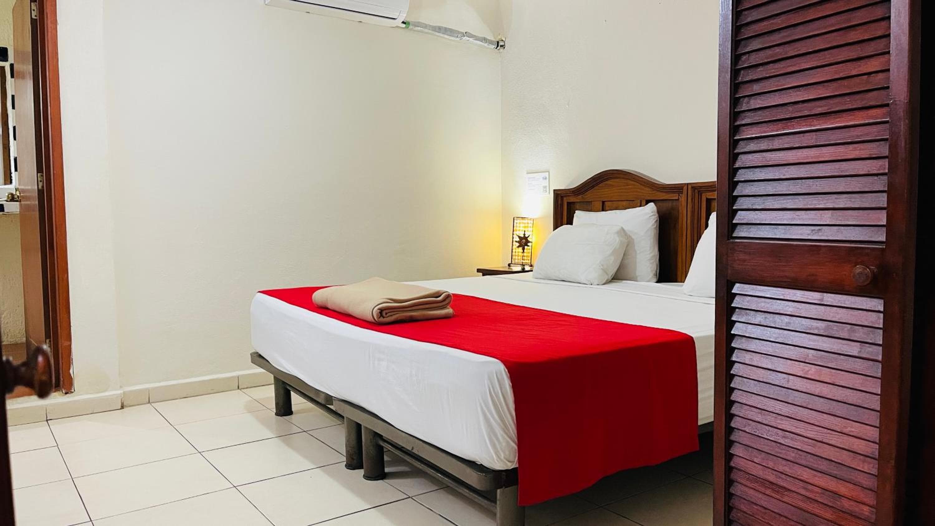 Hotel B&B - 5ª Avenida — 11