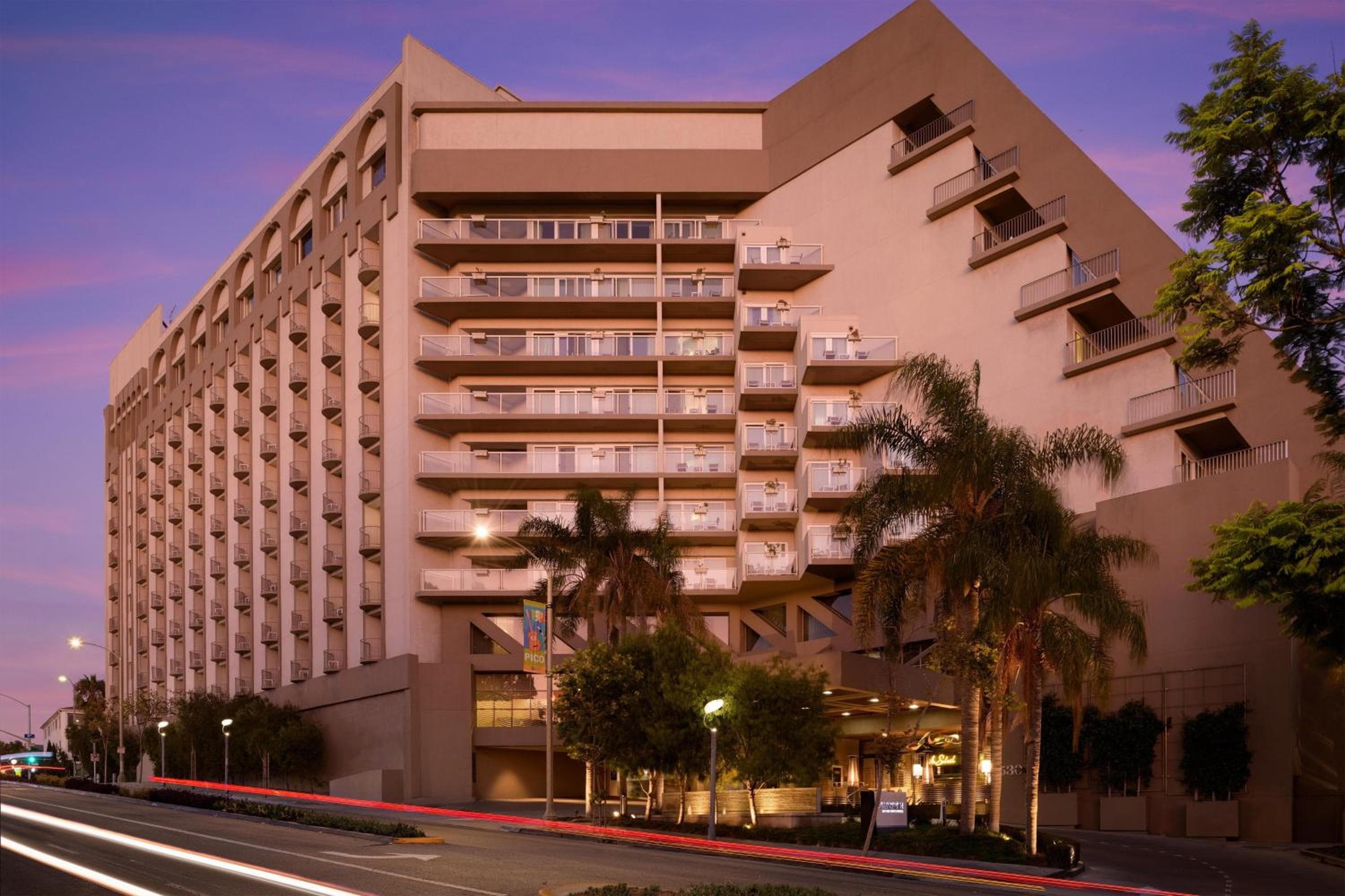 Hyatt Centric Delfina Santa Monica — 1