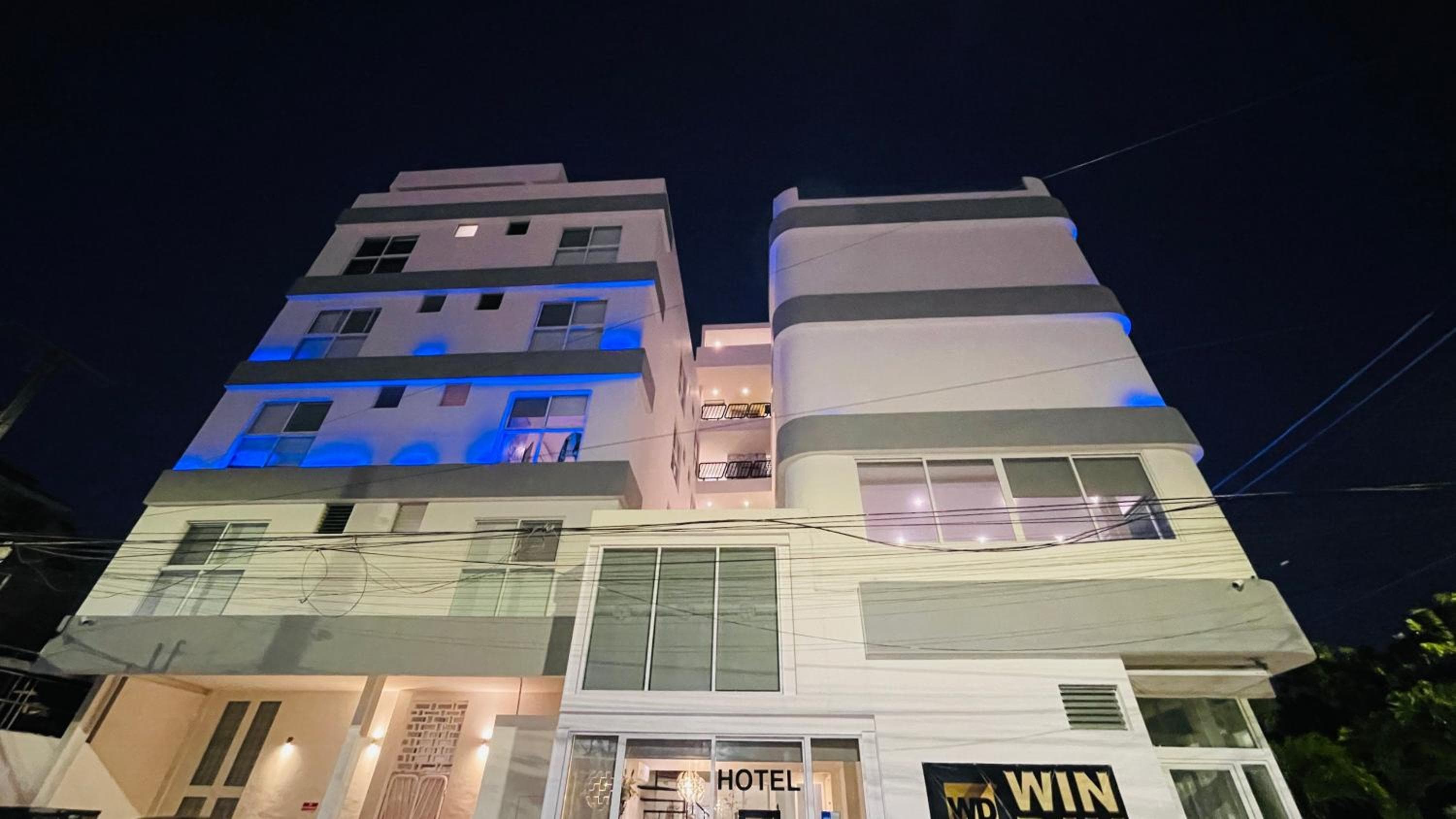 WINDAY HOTEL - Cerca 5a Avenida — 1