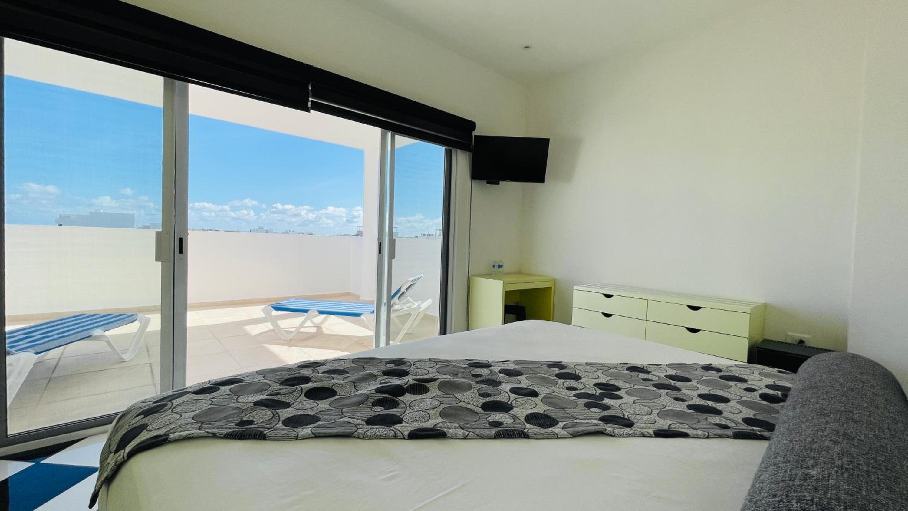 WINDAY HOTEL - Cerca 5a Avenida — 20