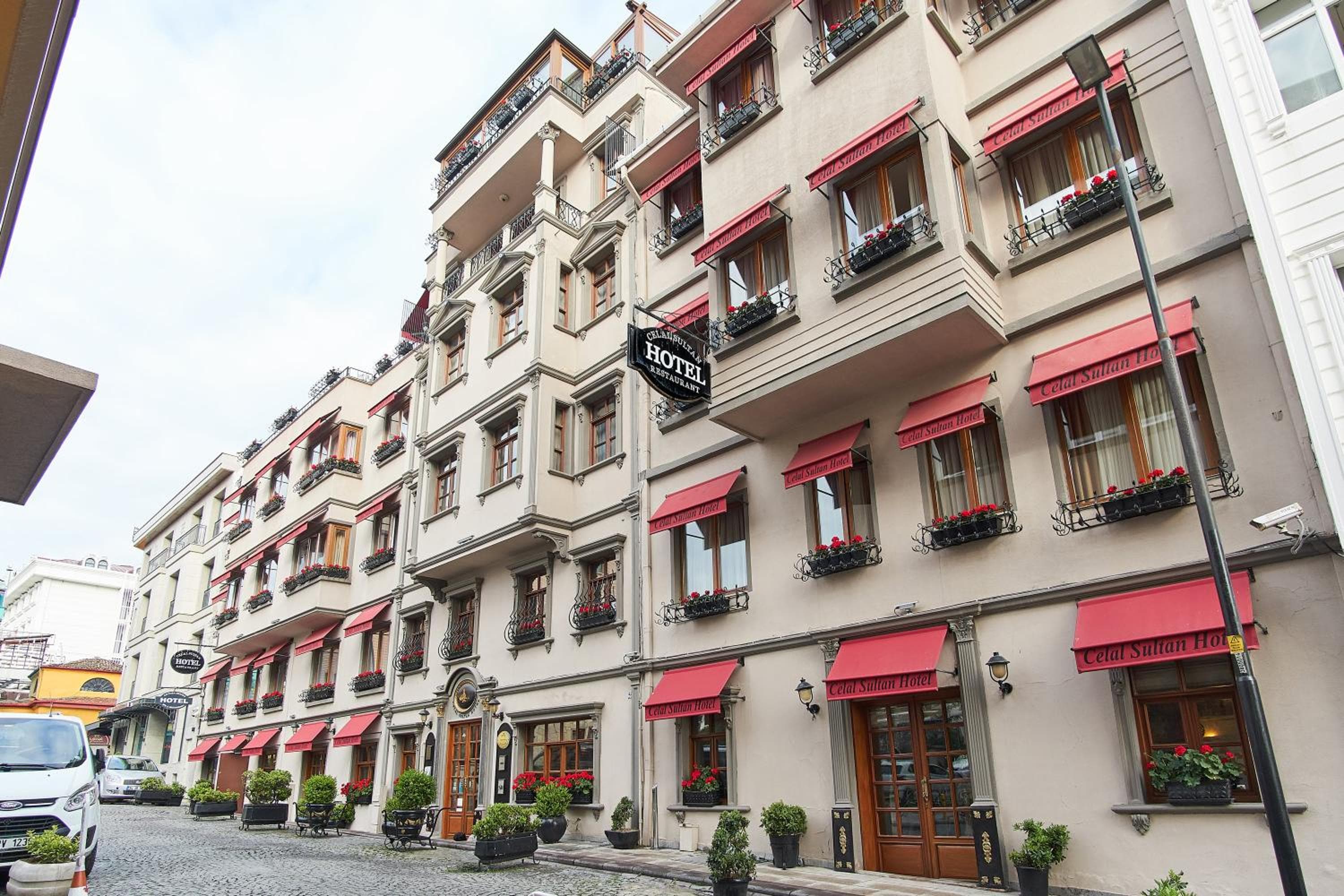 Classe speciale del Celal Sultan Hotel — 26