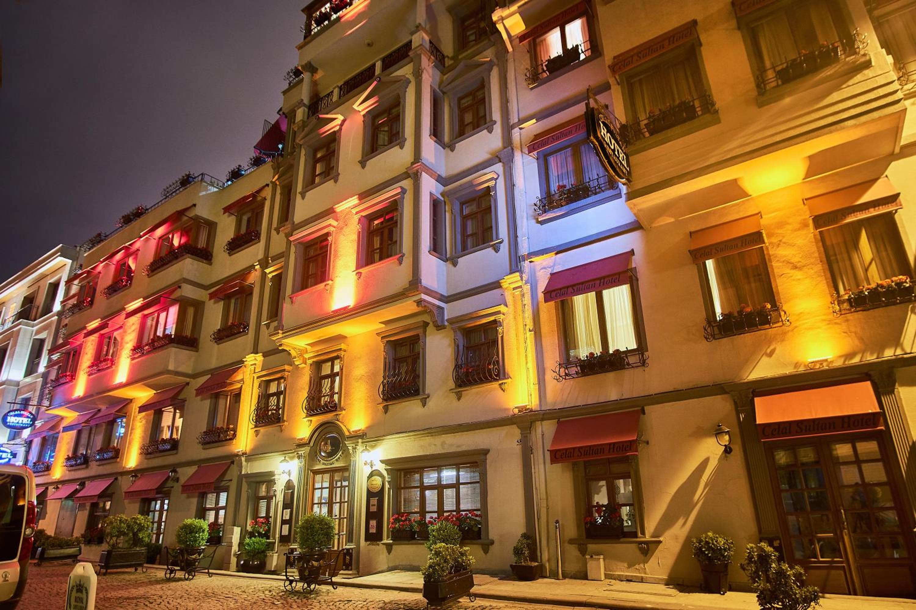Classe speciale del Celal Sultan Hotel — 27