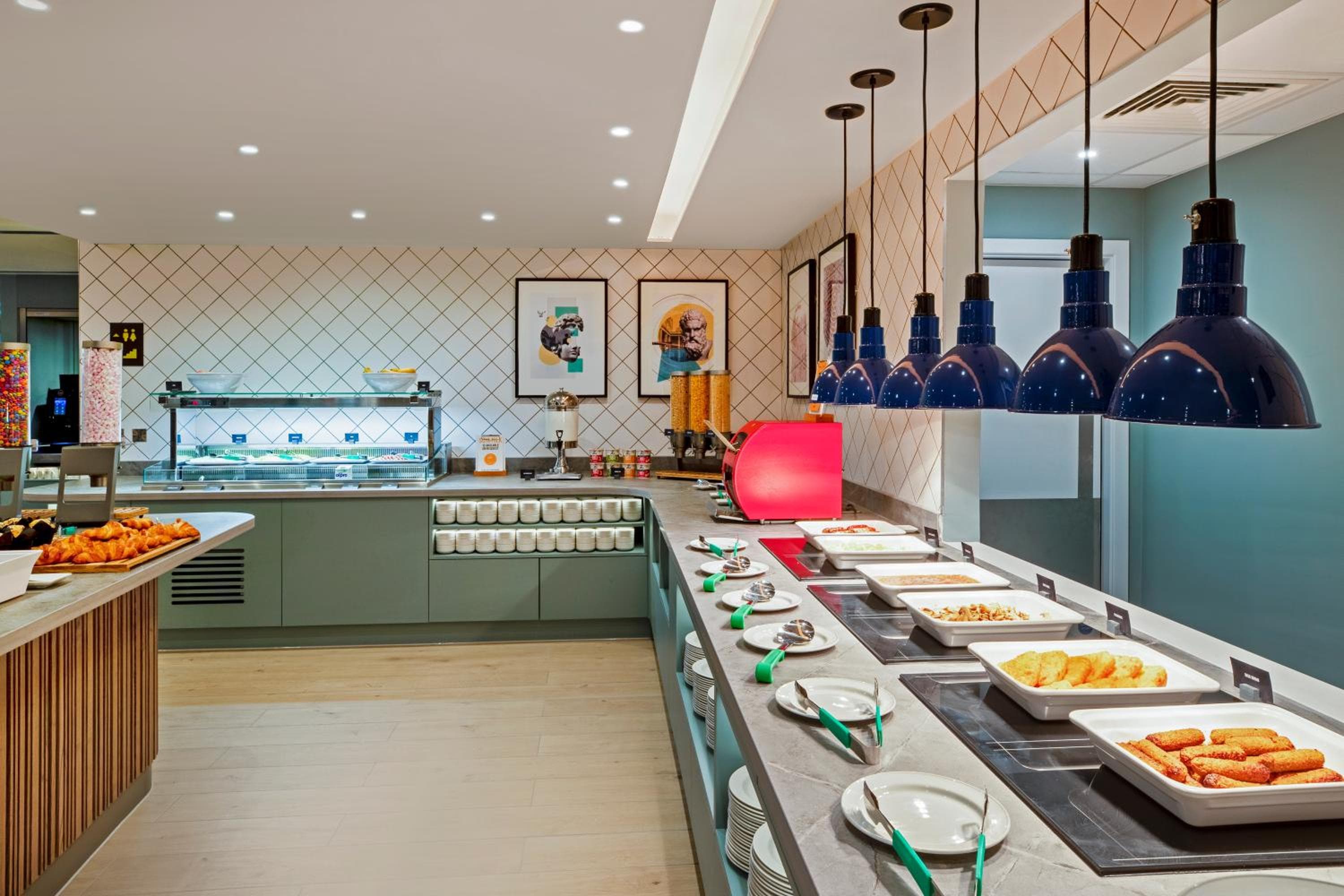 Hampton By Hilton London City hotel, 12-20 Osborn Street, London, United Kingdom — photo 66