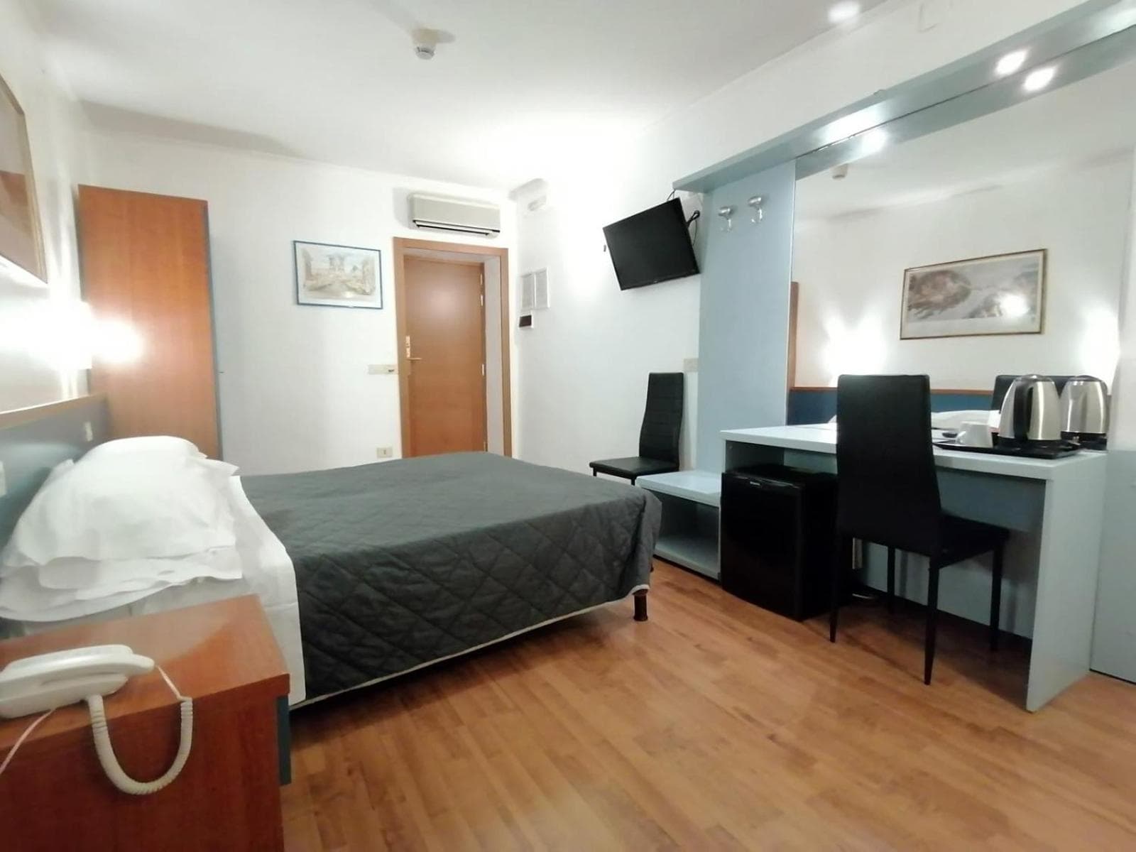 Hotel Julia Trevi - Spagna — 6