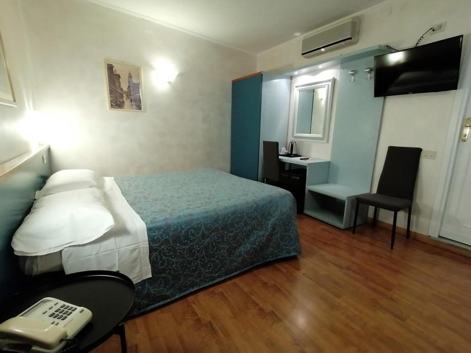 Hotel Julia Trevi - Spagna — 13
