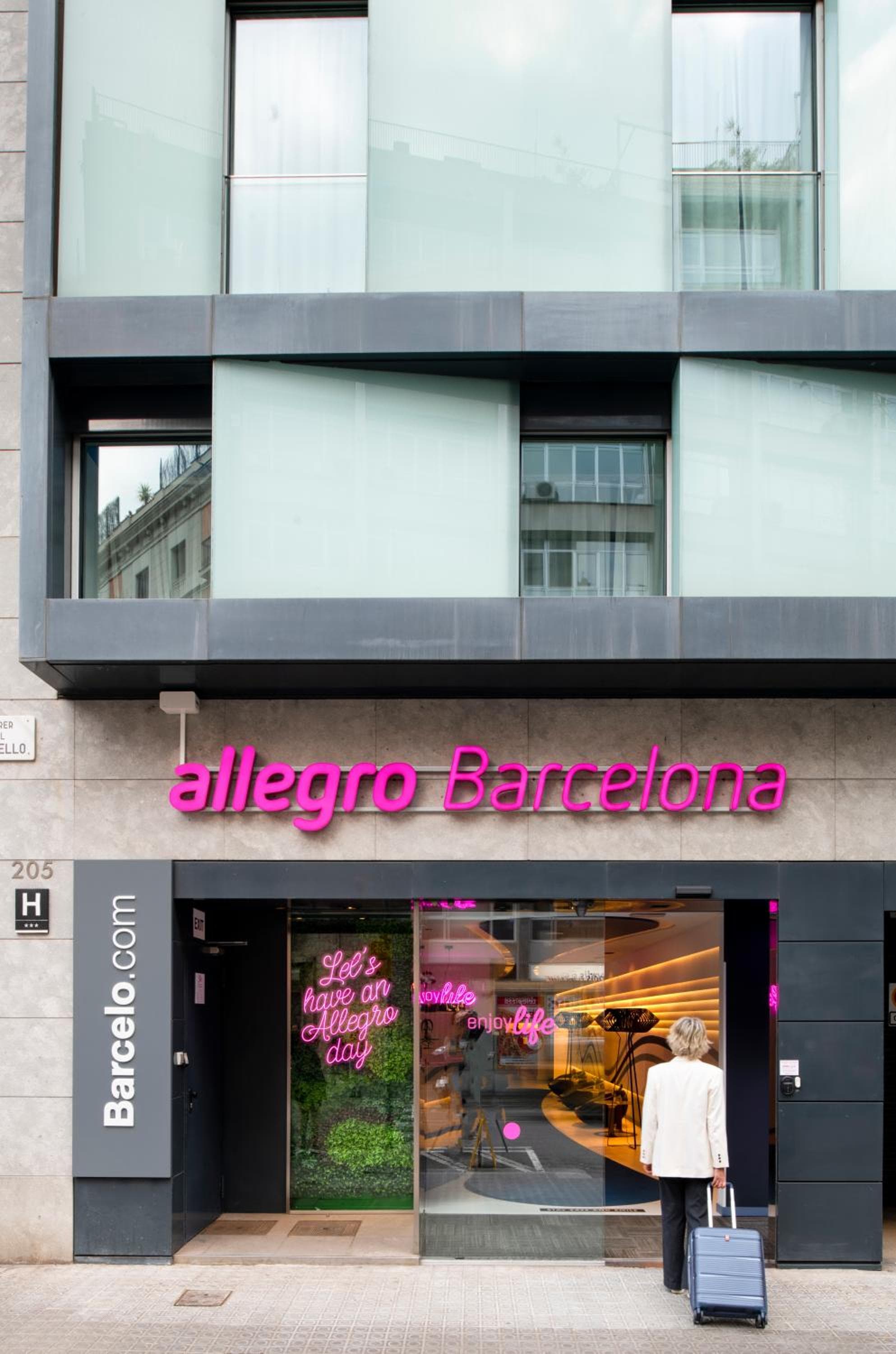 Allegro Barcelona — 18