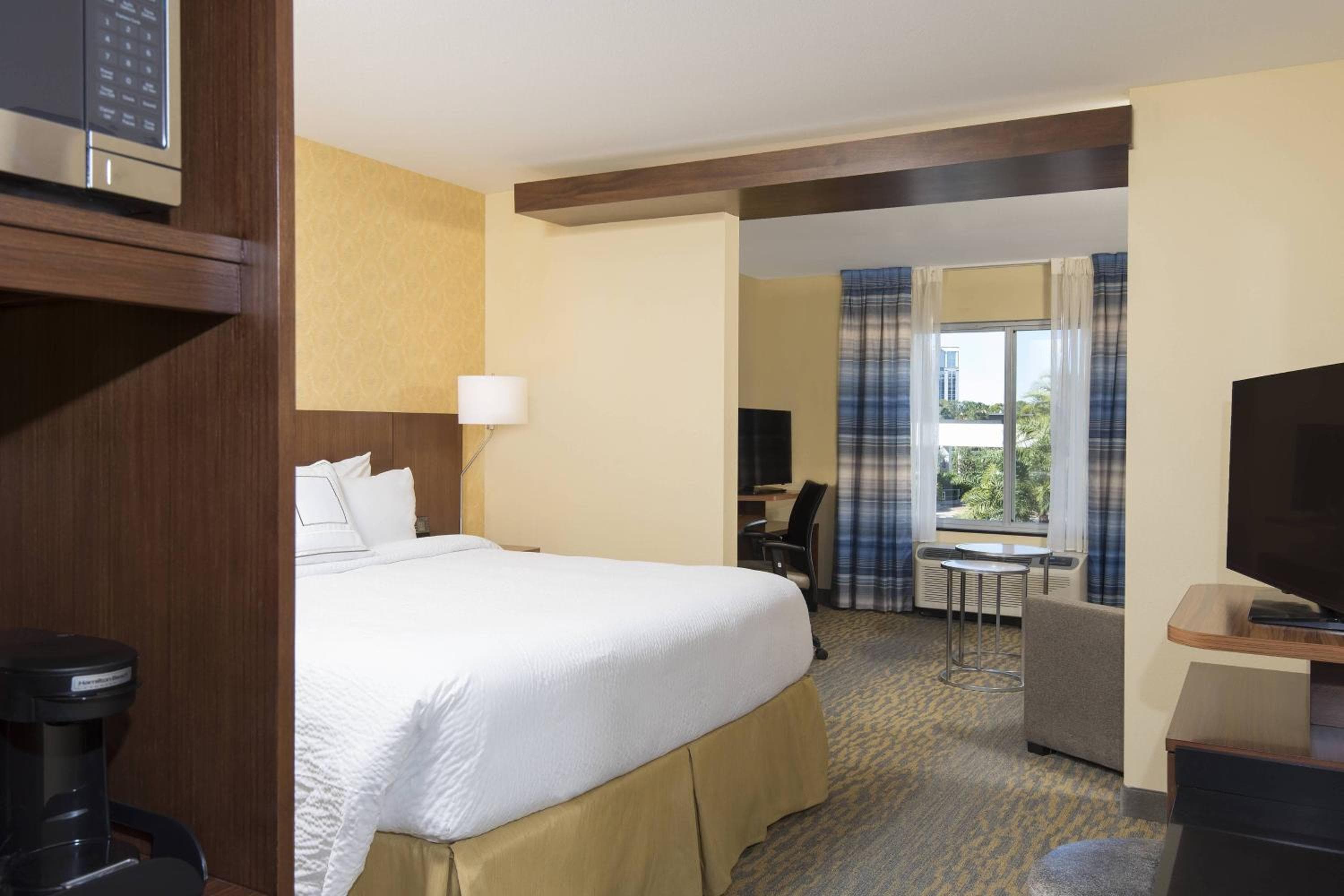 Fairfield Inn & Suites by Marriott Tampa Westshore/Aeropuerto — 12