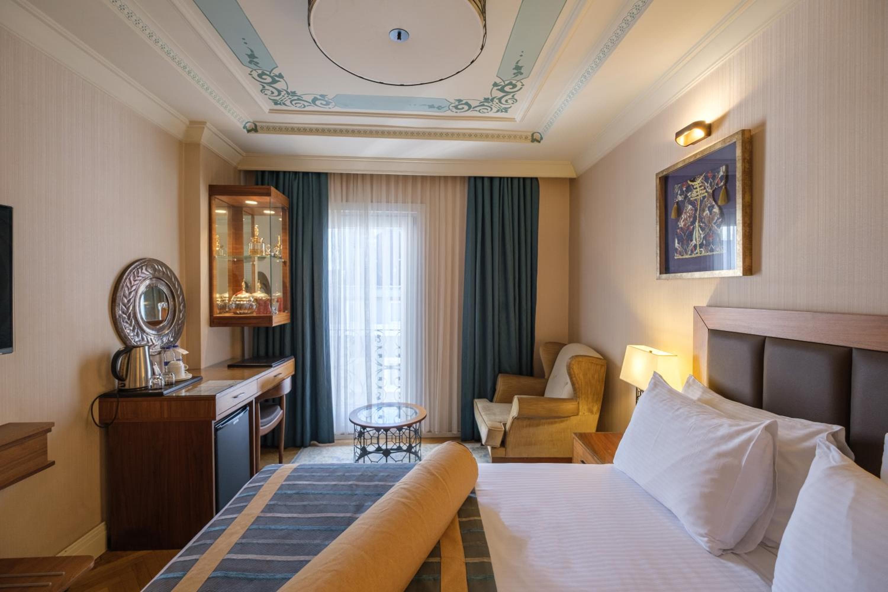 Golden Age Hotel Taksim — 6