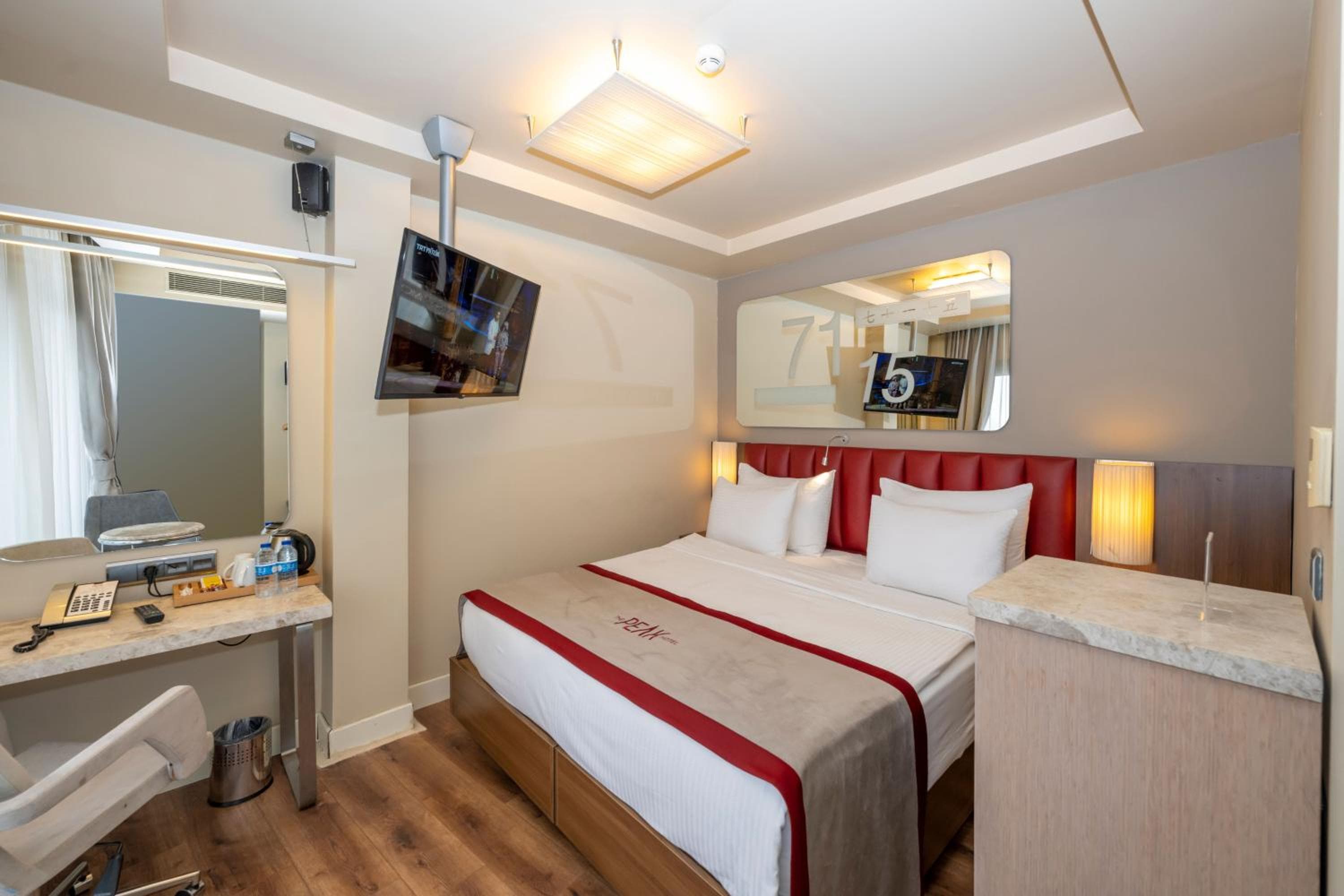 Ramada By Wyndham Istanbul Pera — 18