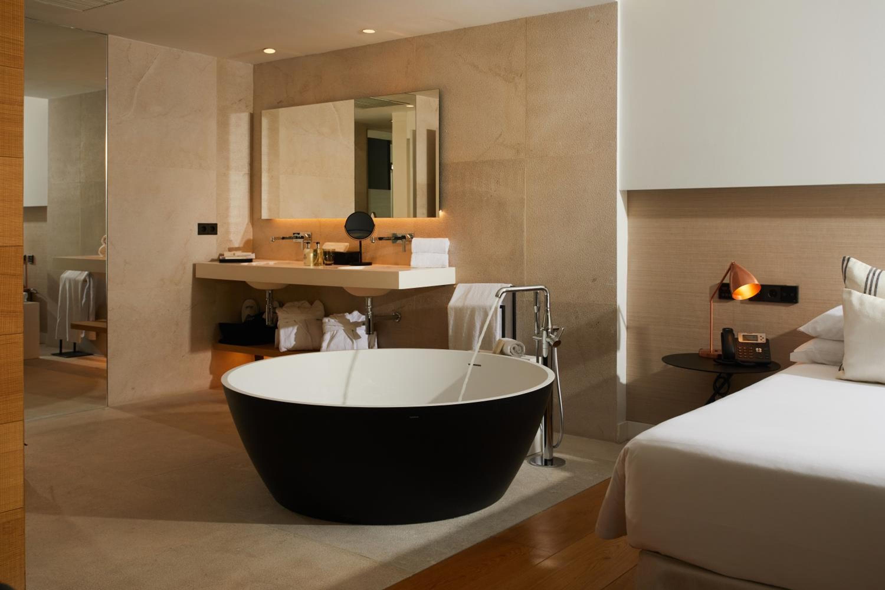 Nakar Hotel — 9