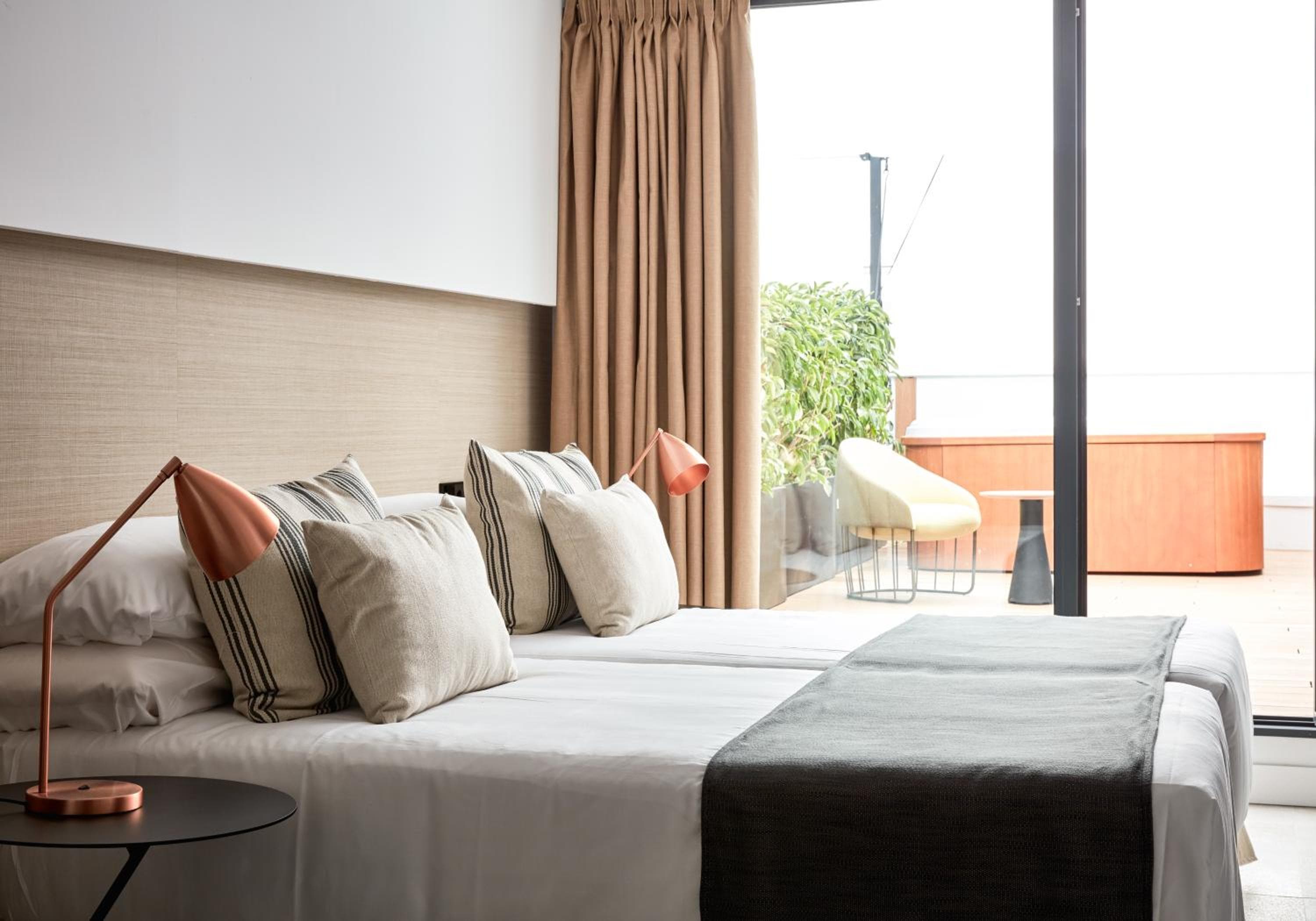 Nakar Hotel — 22