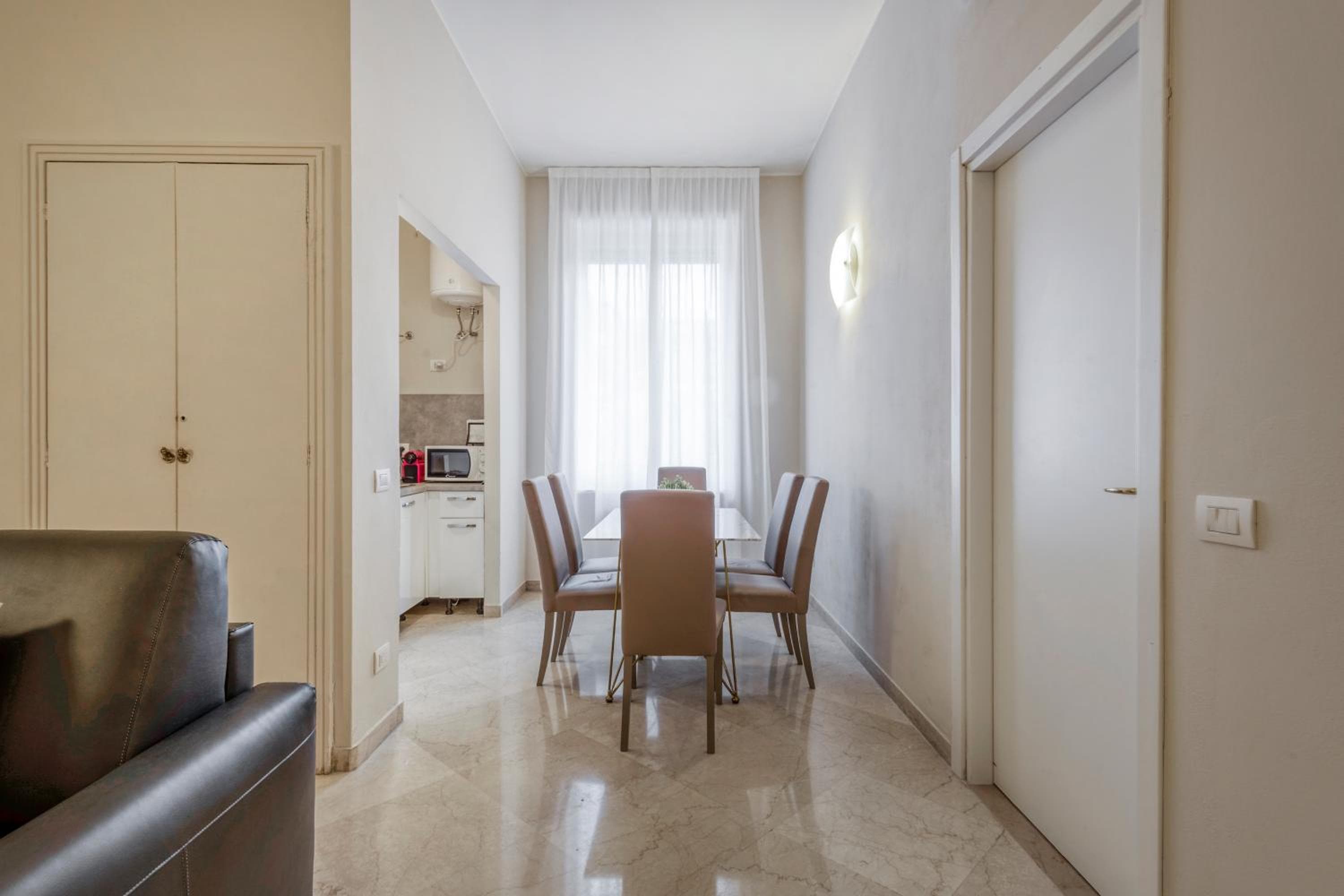Milan Royal Suites - Centro — 10