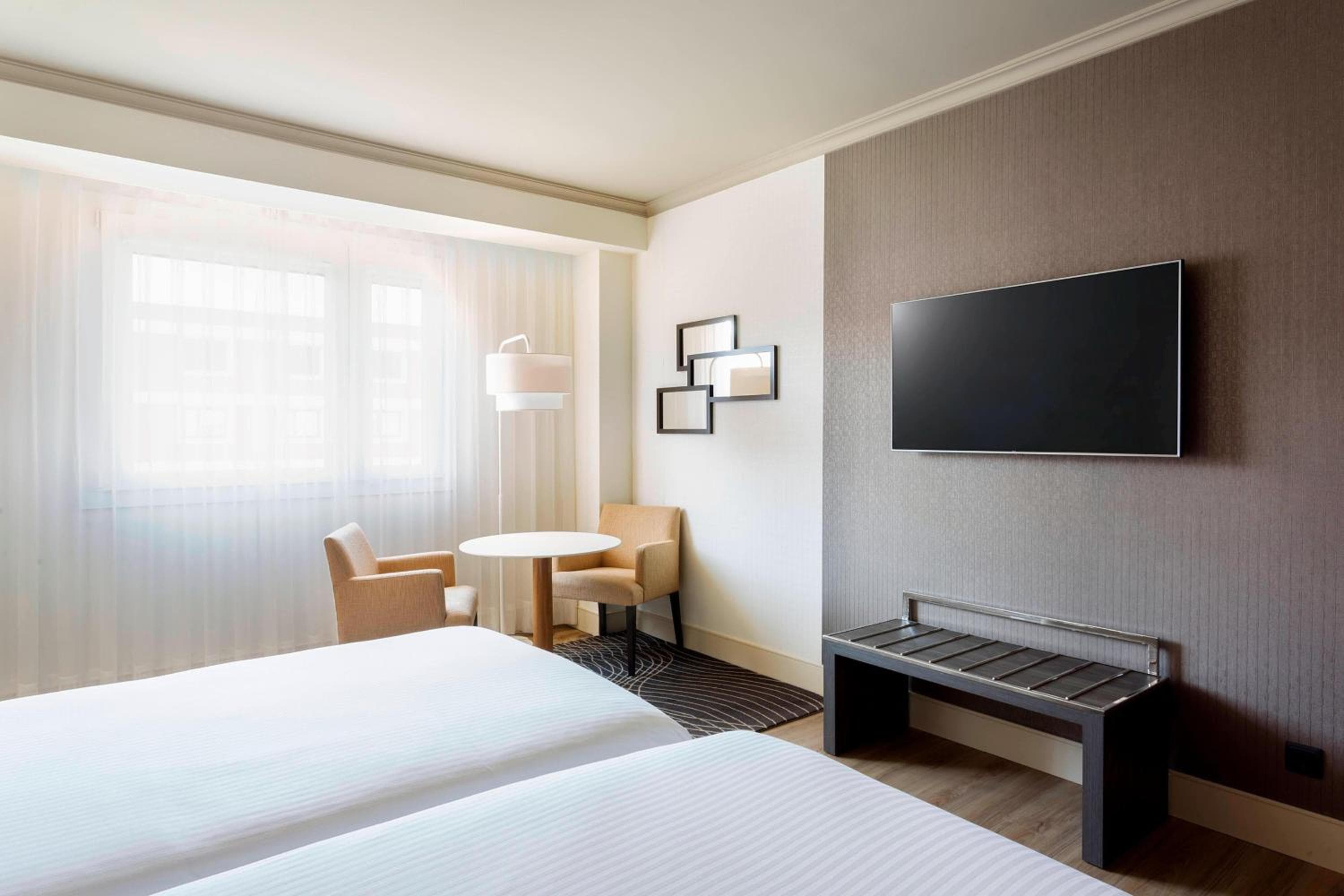Madrid Marriott Auditorium Hotel & Conference Center — 16