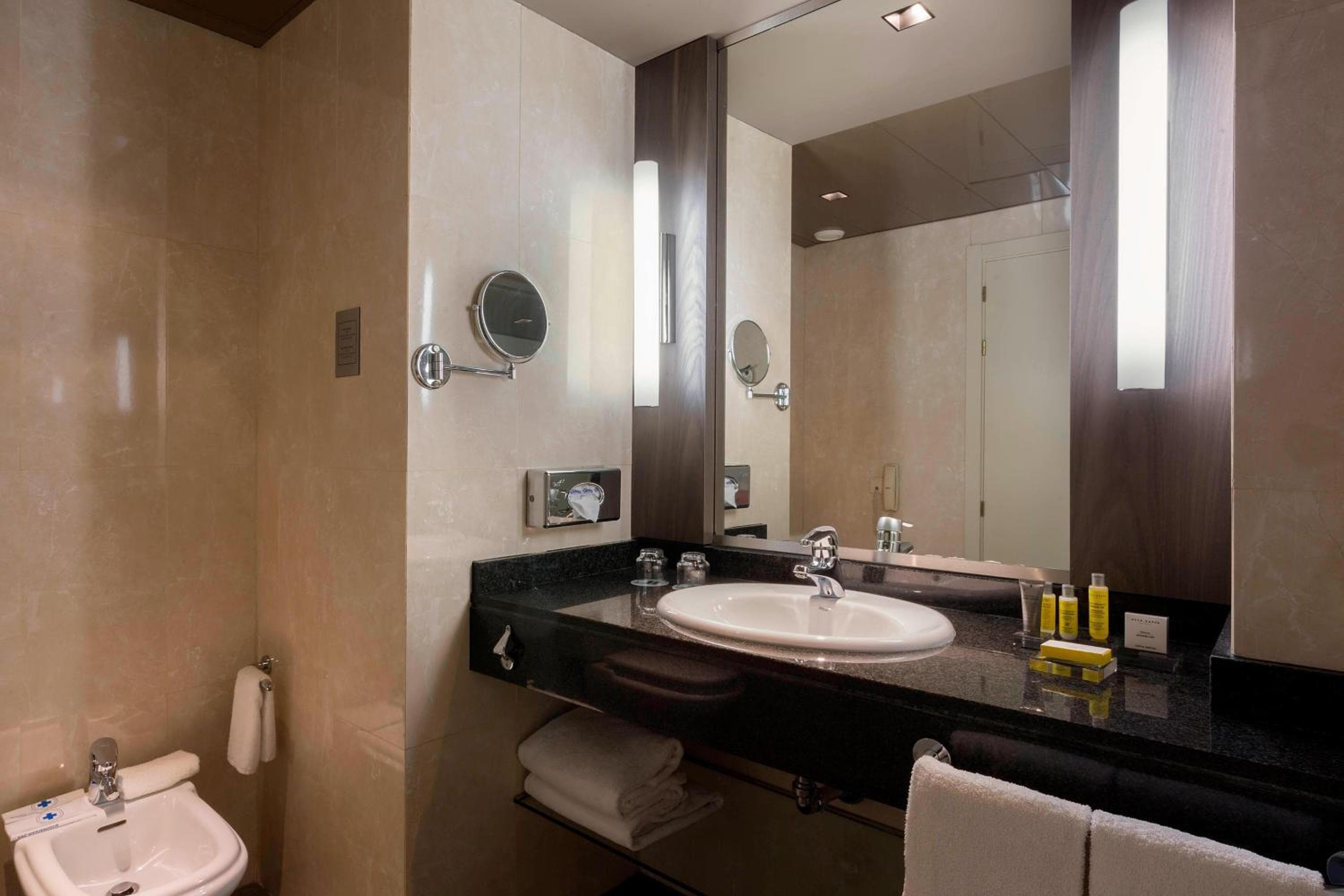 Madrid Marriott Auditorium Hotel & Conference Center — 21