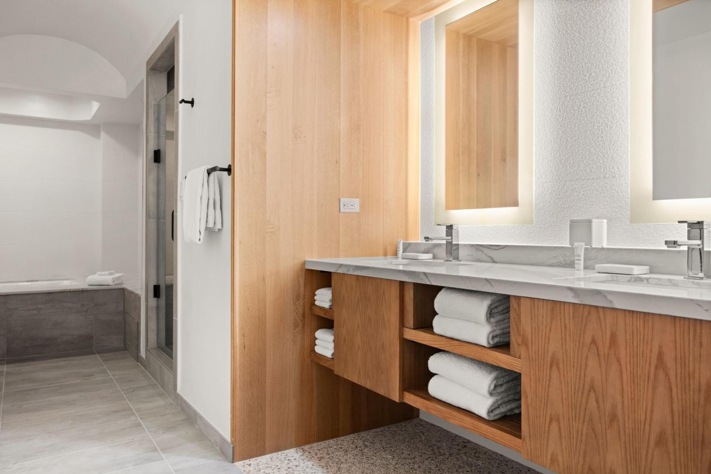 Marina del Rey Marriott — 26