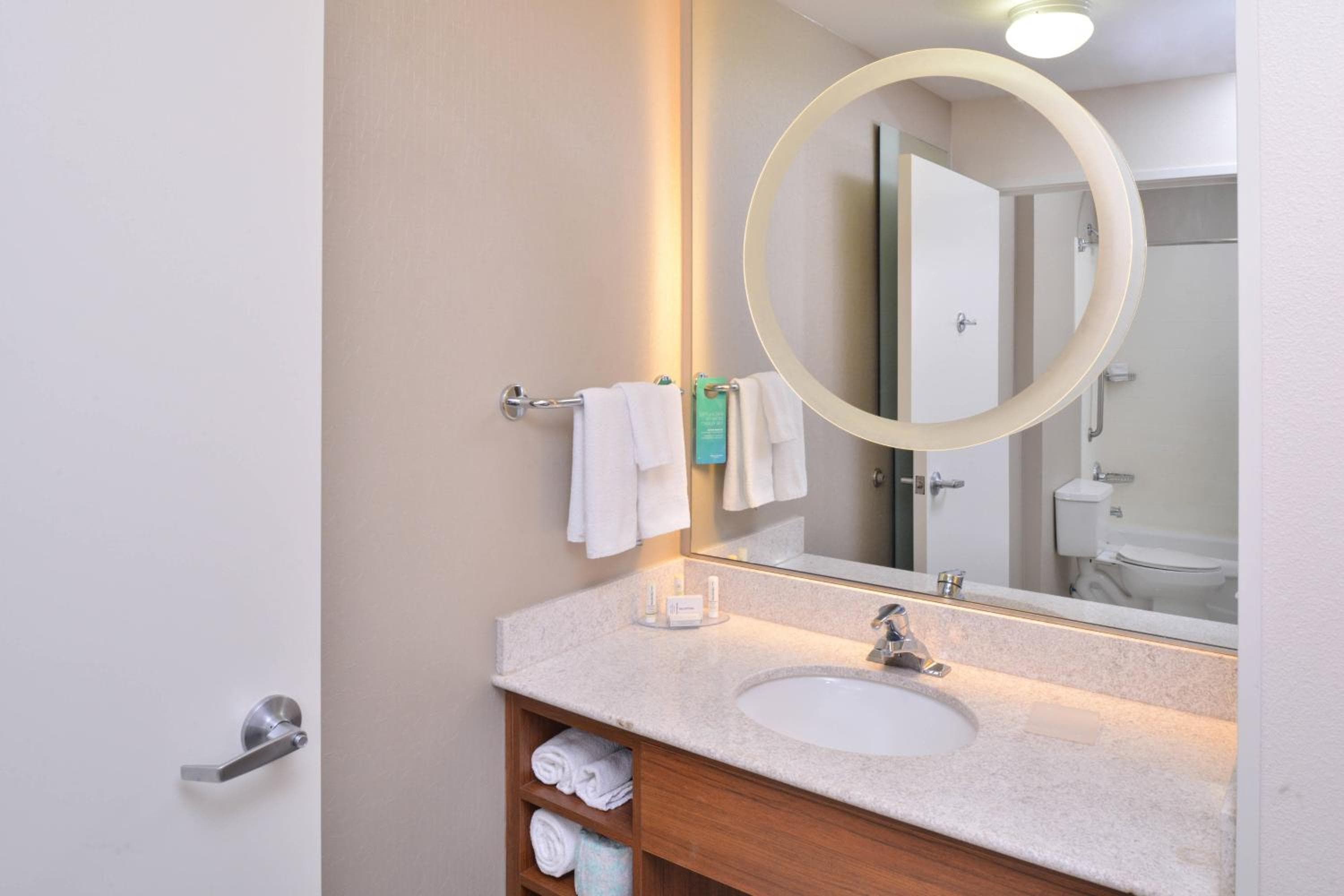 SpringHill Suites Las Vegas Henderson — 10
