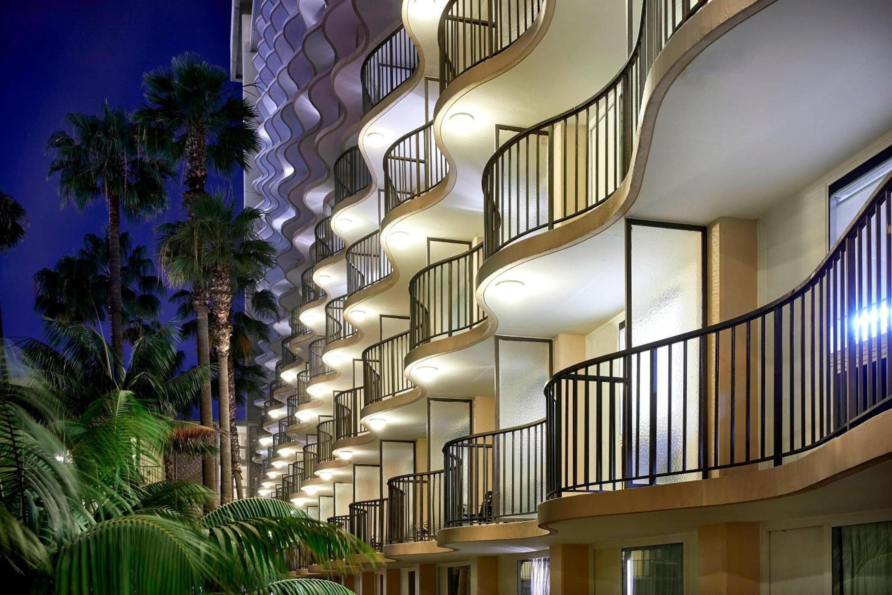 Los Angeles Airport Marriott — 6