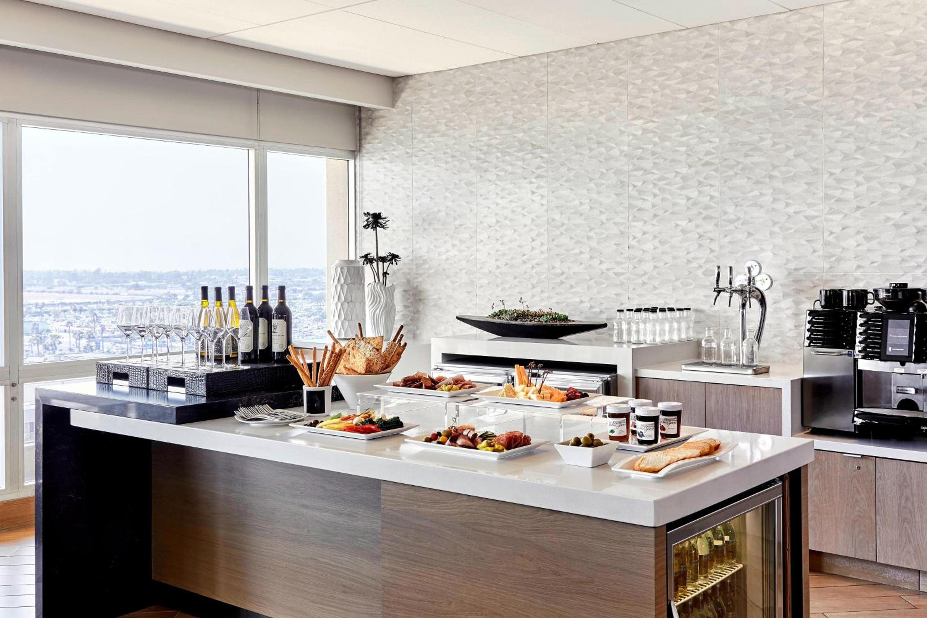Los Angeles Airport Marriott — 19
