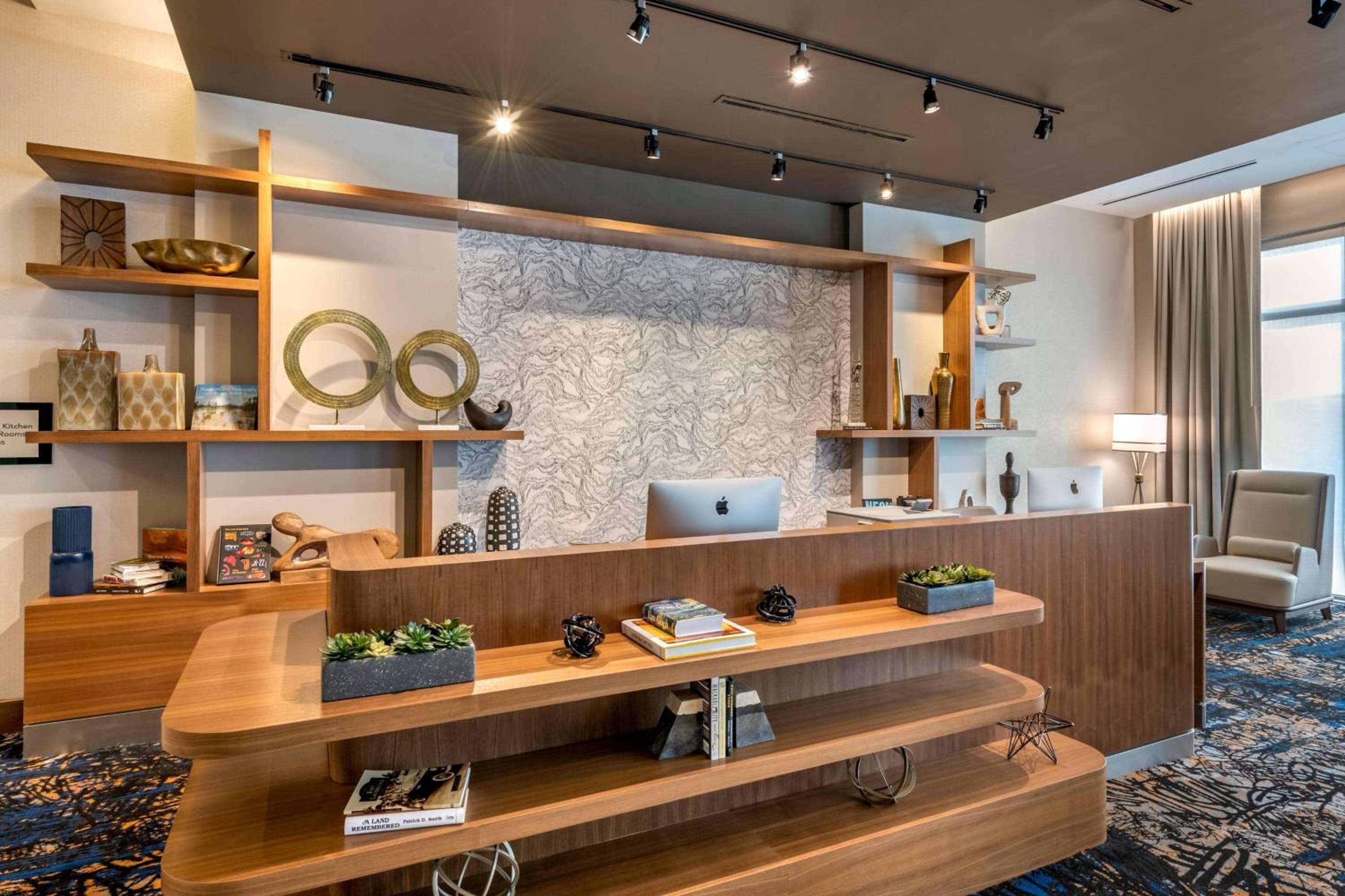 Courtyard by Marriott Fort Lauderdale Centro — 23