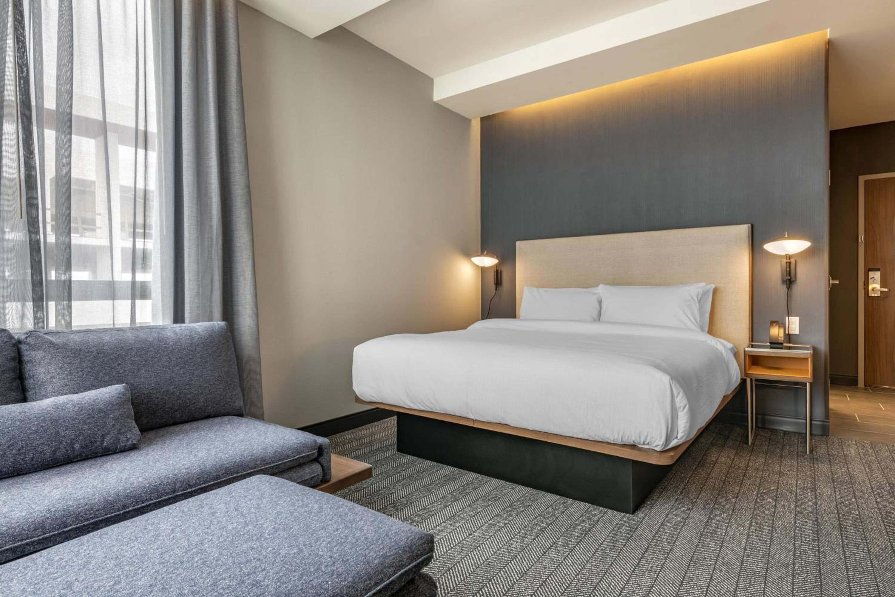 Courtyard by Marriott Fort Lauderdale Centro — 12