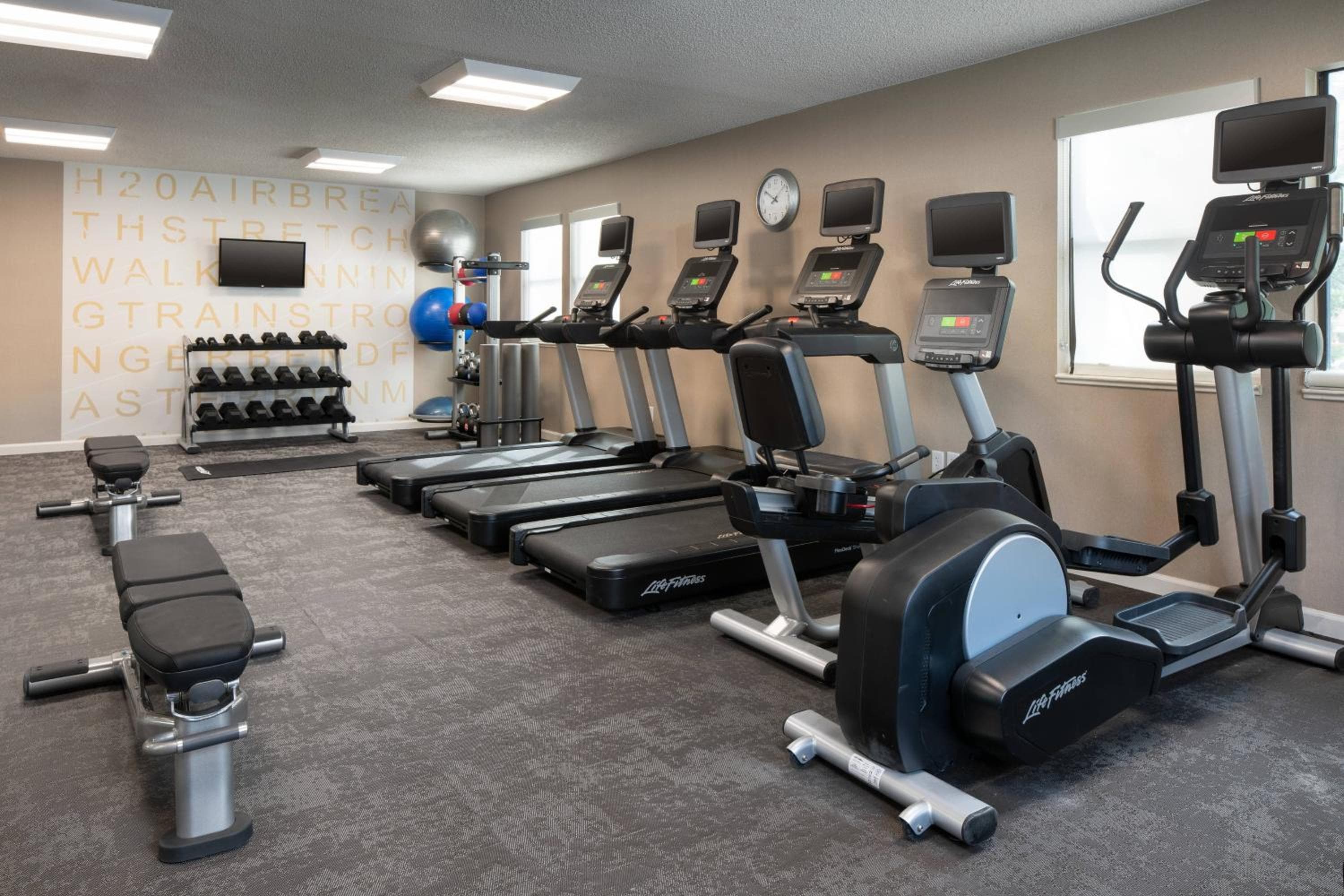 Residence Inn by Marriott Las Vegas Convention Center — 21