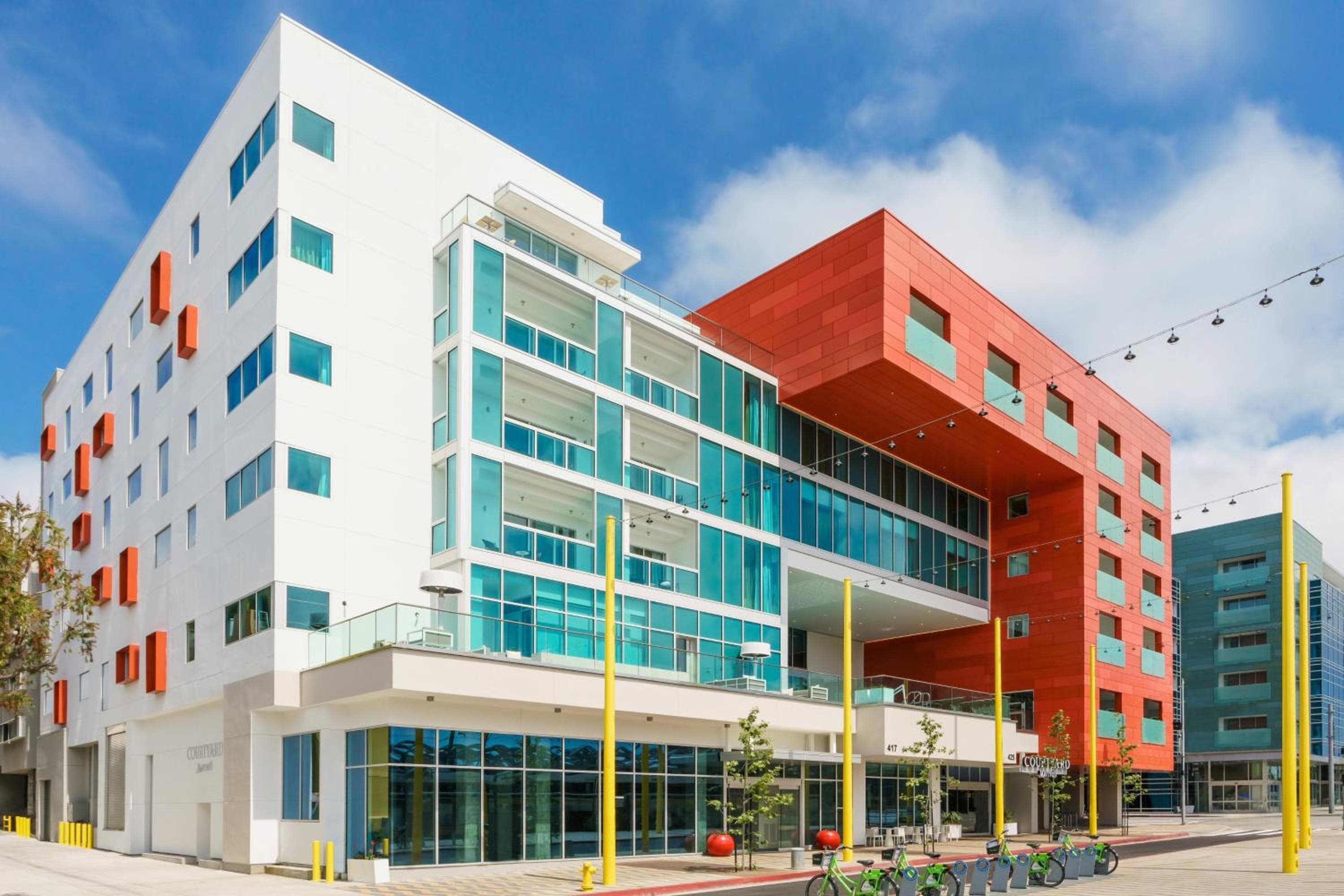 Courtyard by Marriott Santa Monica — 2