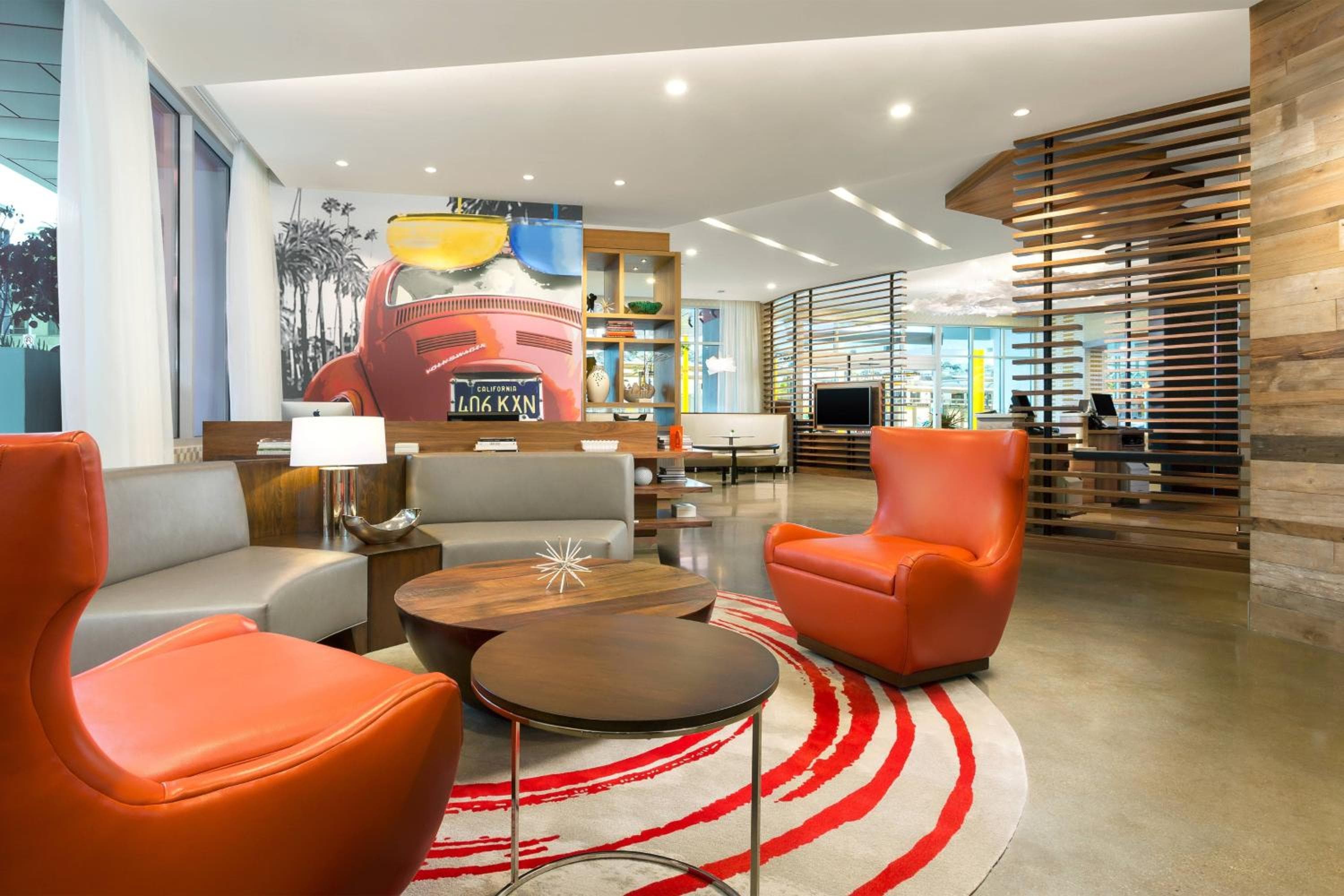 Courtyard by Marriott Santa Monica — 4