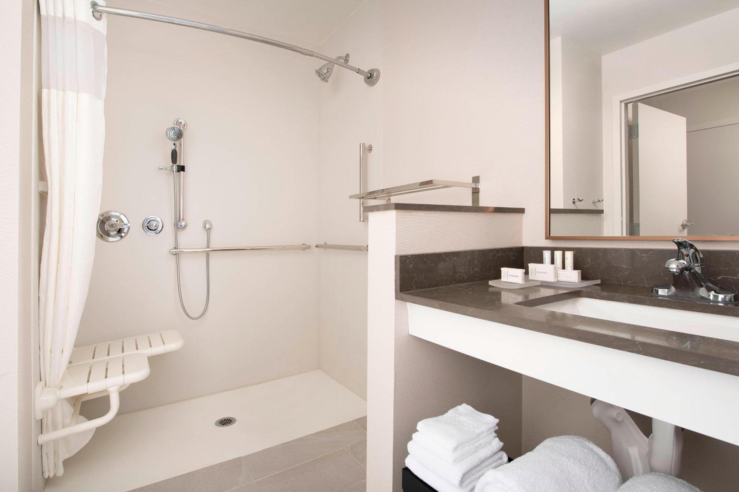 Fairfield Inn & Suites by Marriott Miami Airport West/Doral — 9