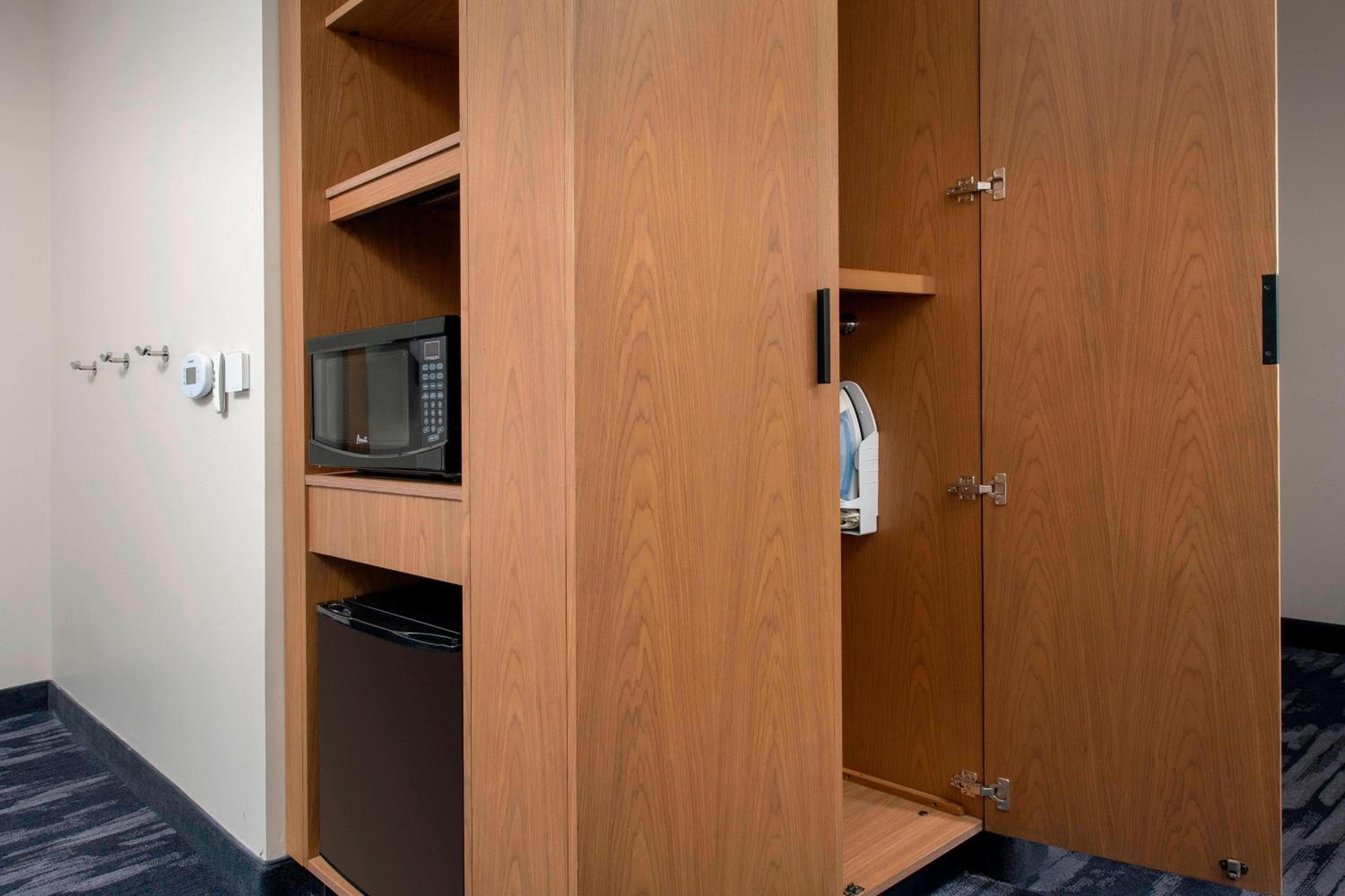 Fairfield Inn & Suites by Marriott Miami Airport West/Doral — 18
