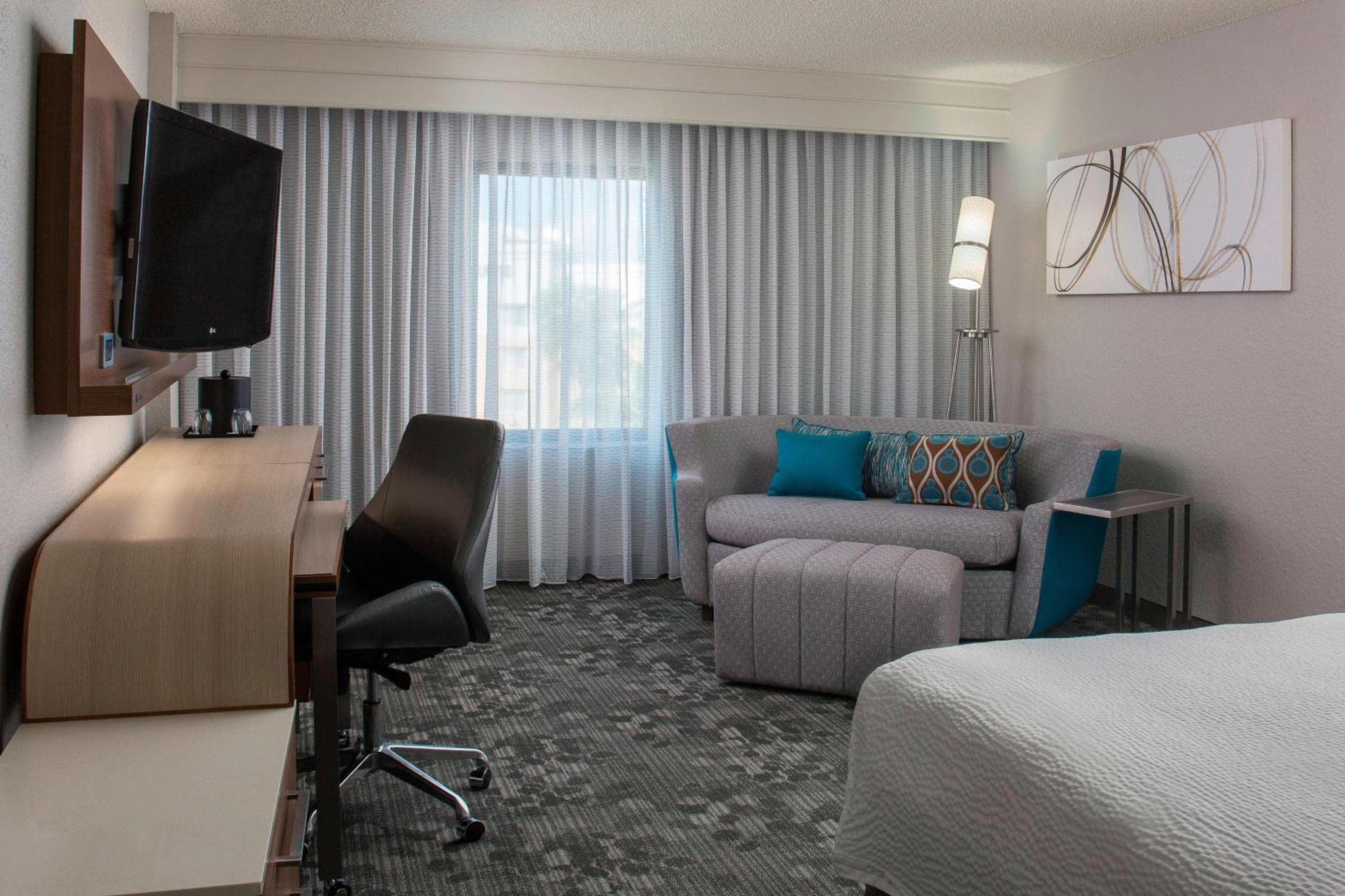 Courtyard by Marriott Orlando Lake Buena Vista en el Marriott Village — 11
