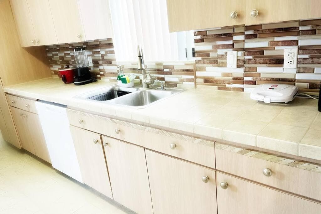 Erstaunliches & gemütliches Duplex in der Nähe des Zoo Miami! — 13