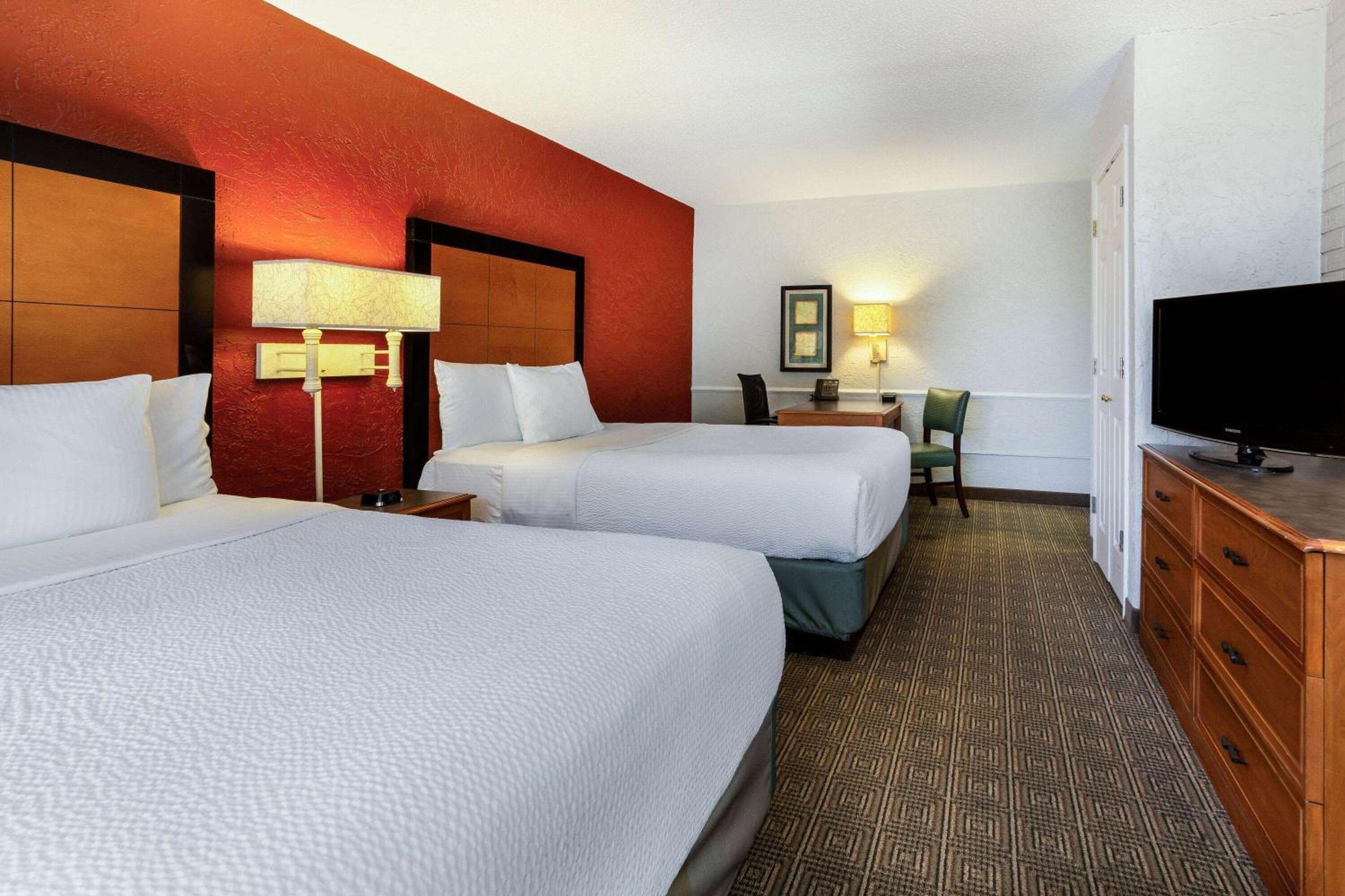La Quinta Inn Tampa Airport Stadium Westshore — 12