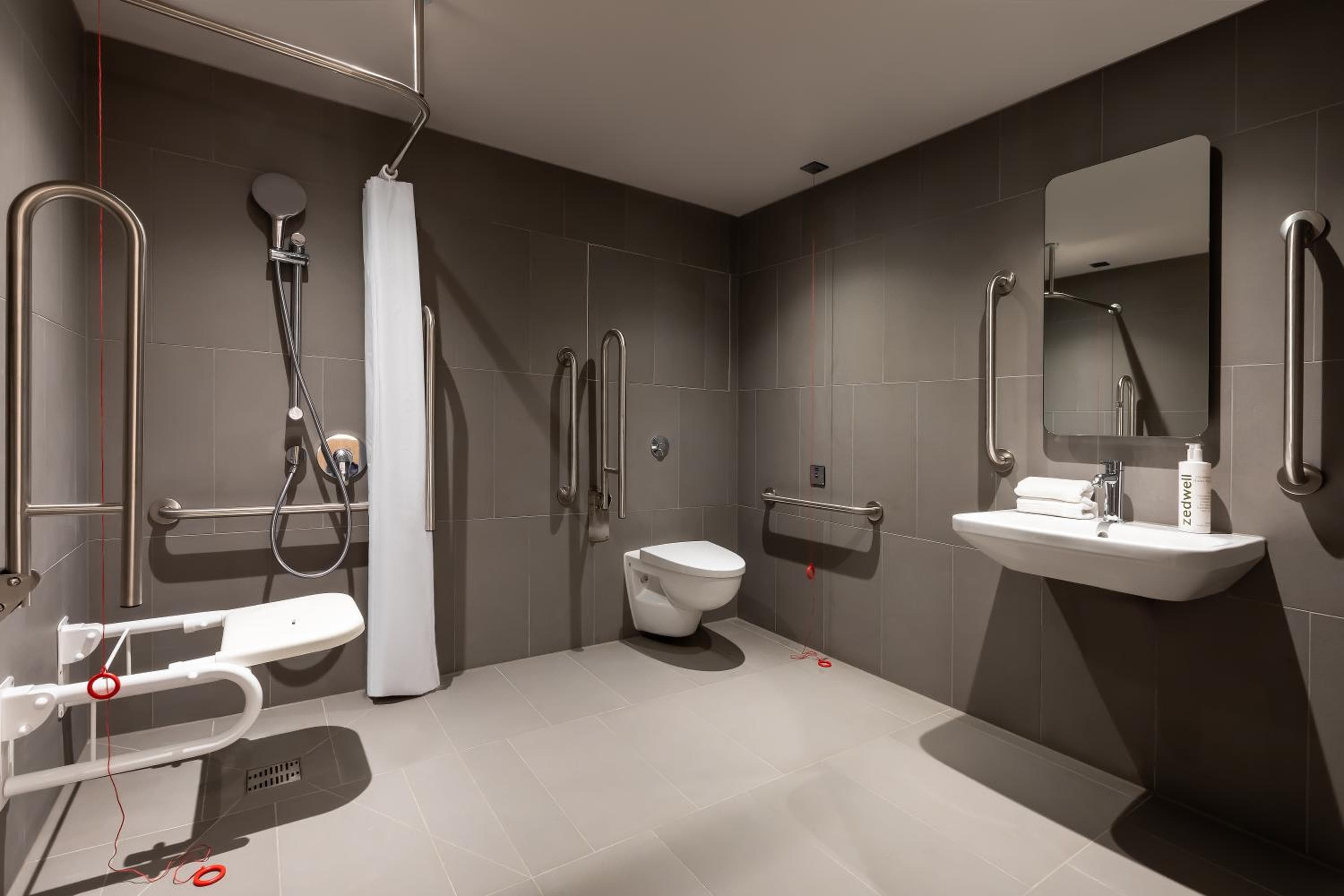 Zedwell Underground Hotel Tottenham Court Rd — 22