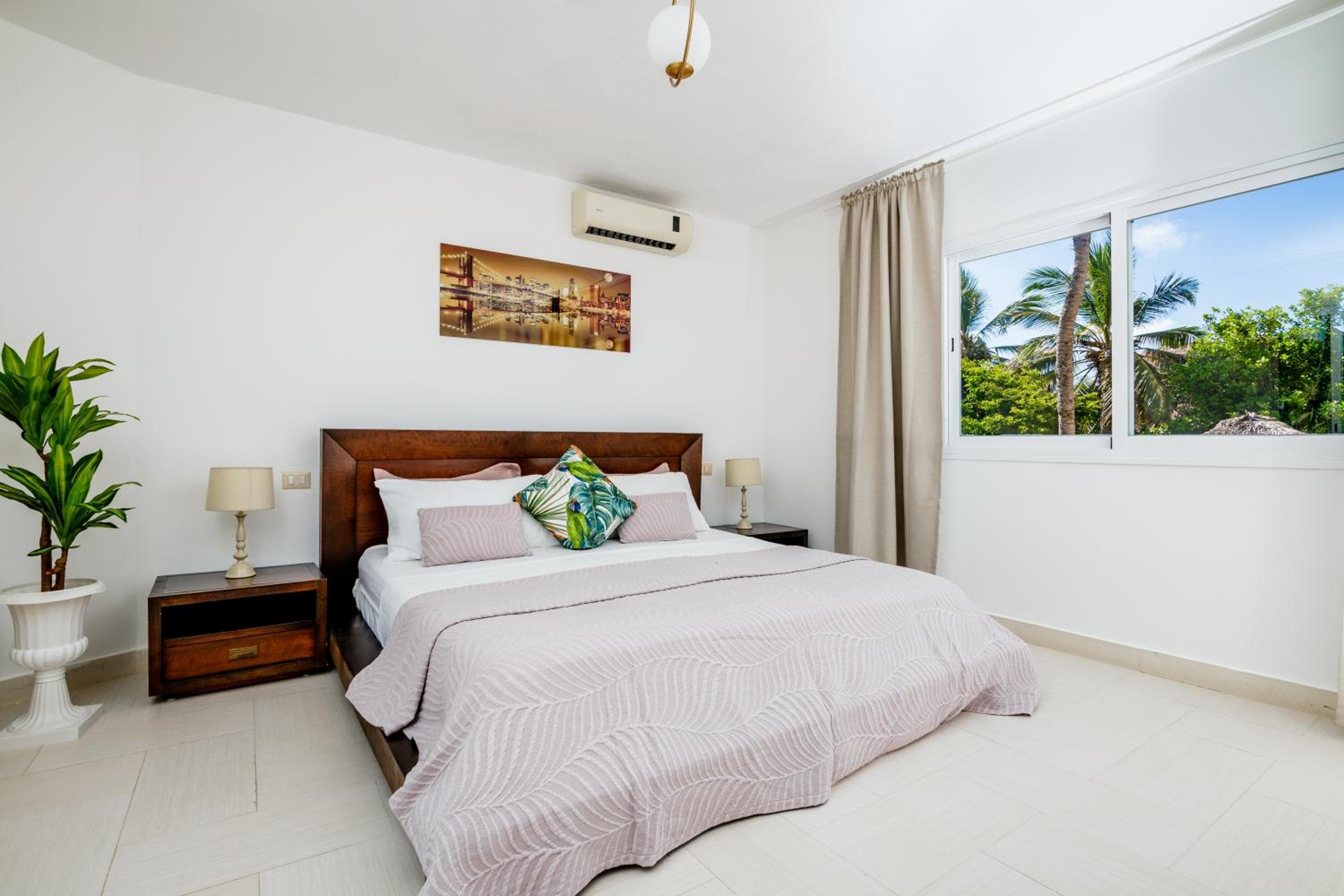 Beachfront Punta Cana Condo for Rent - Ocean View, Private Terrace, and BBQ — 29