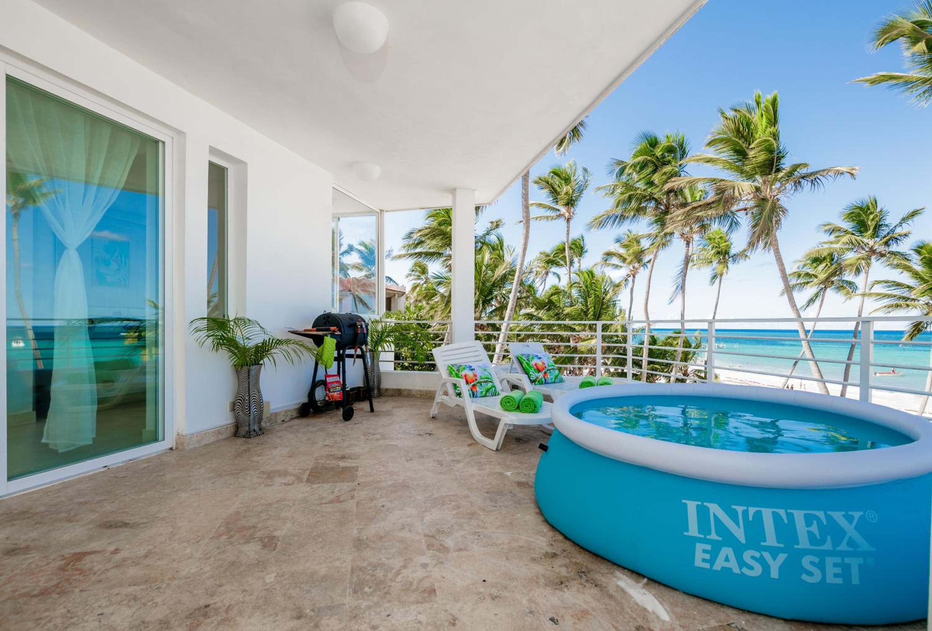 Beachfront Punta Cana Condo for Rent - Ocean View, Private Terrace, and BBQ — 3
