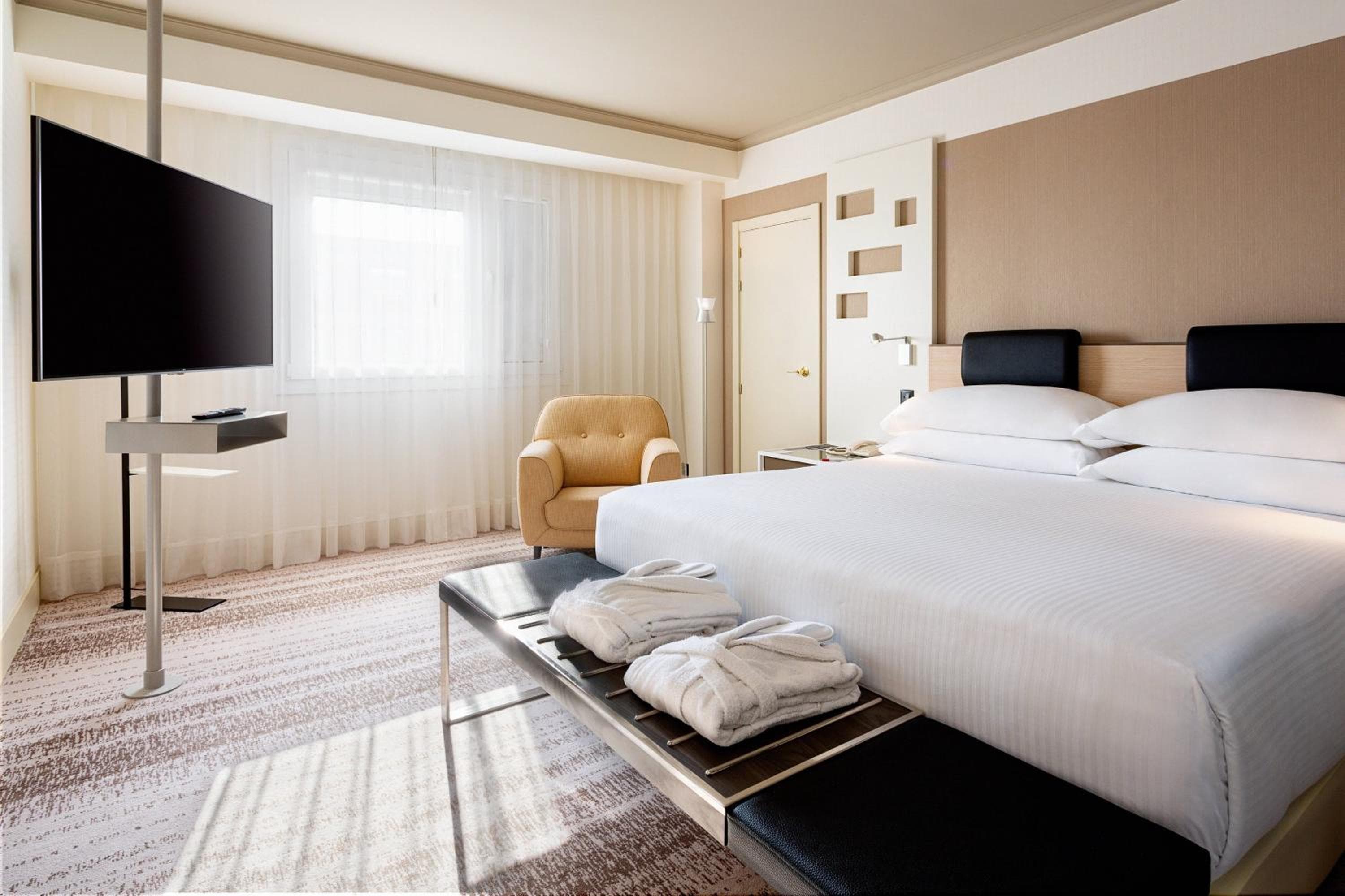 Madrid Marriott Auditorium Hotel & Conference Center — 27