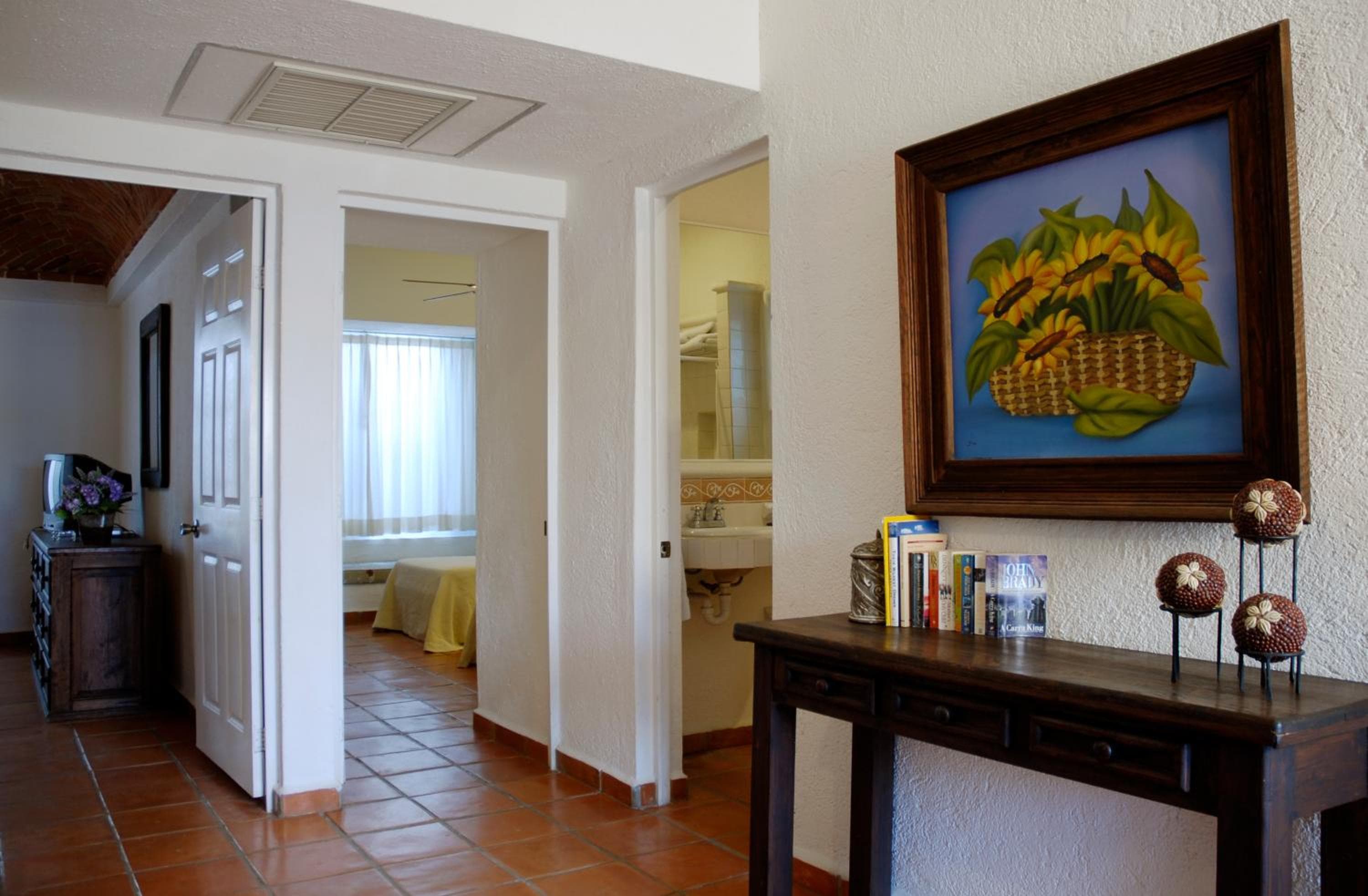 Las Palmas Condominio — 11