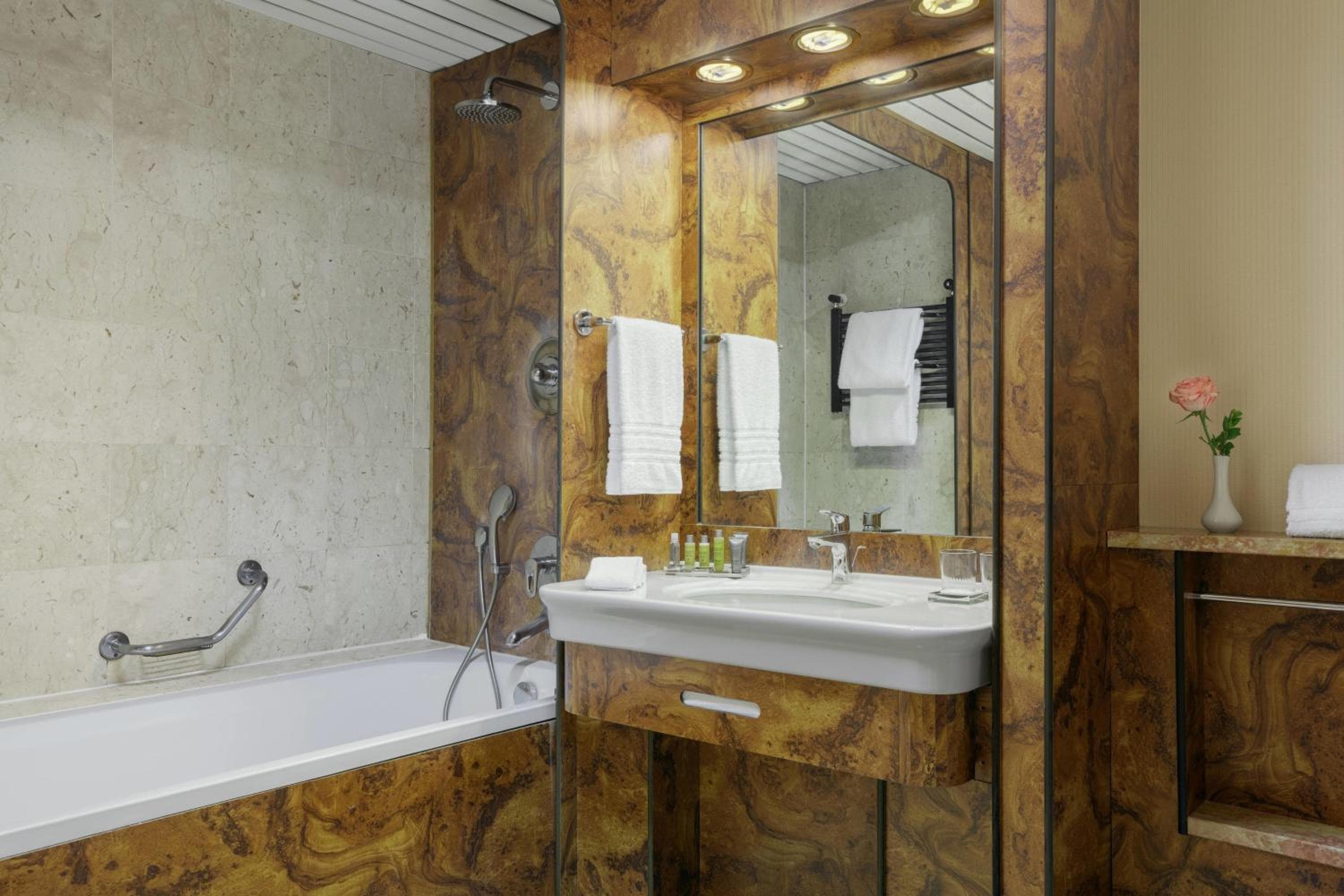 Milan Marriott Hotel — 9