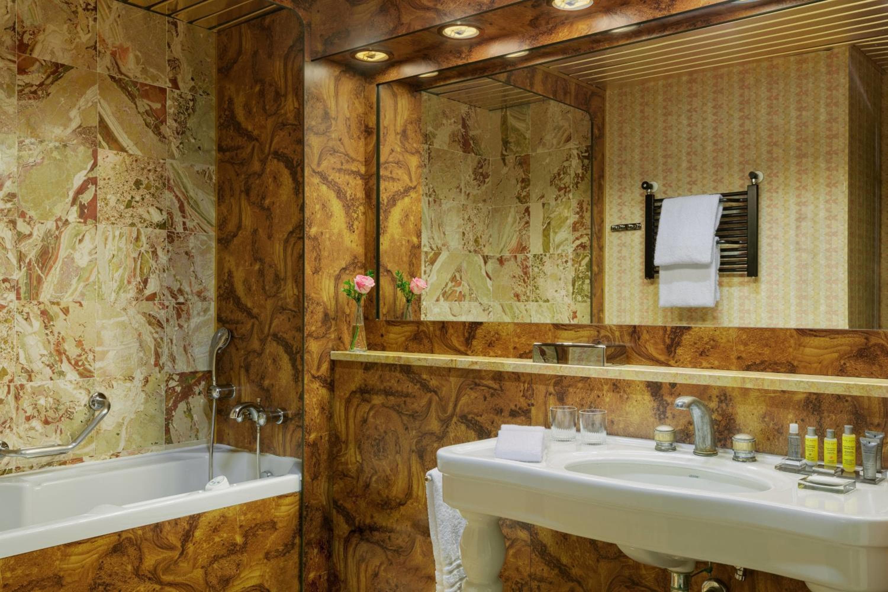Milan Marriott Hotel — 15