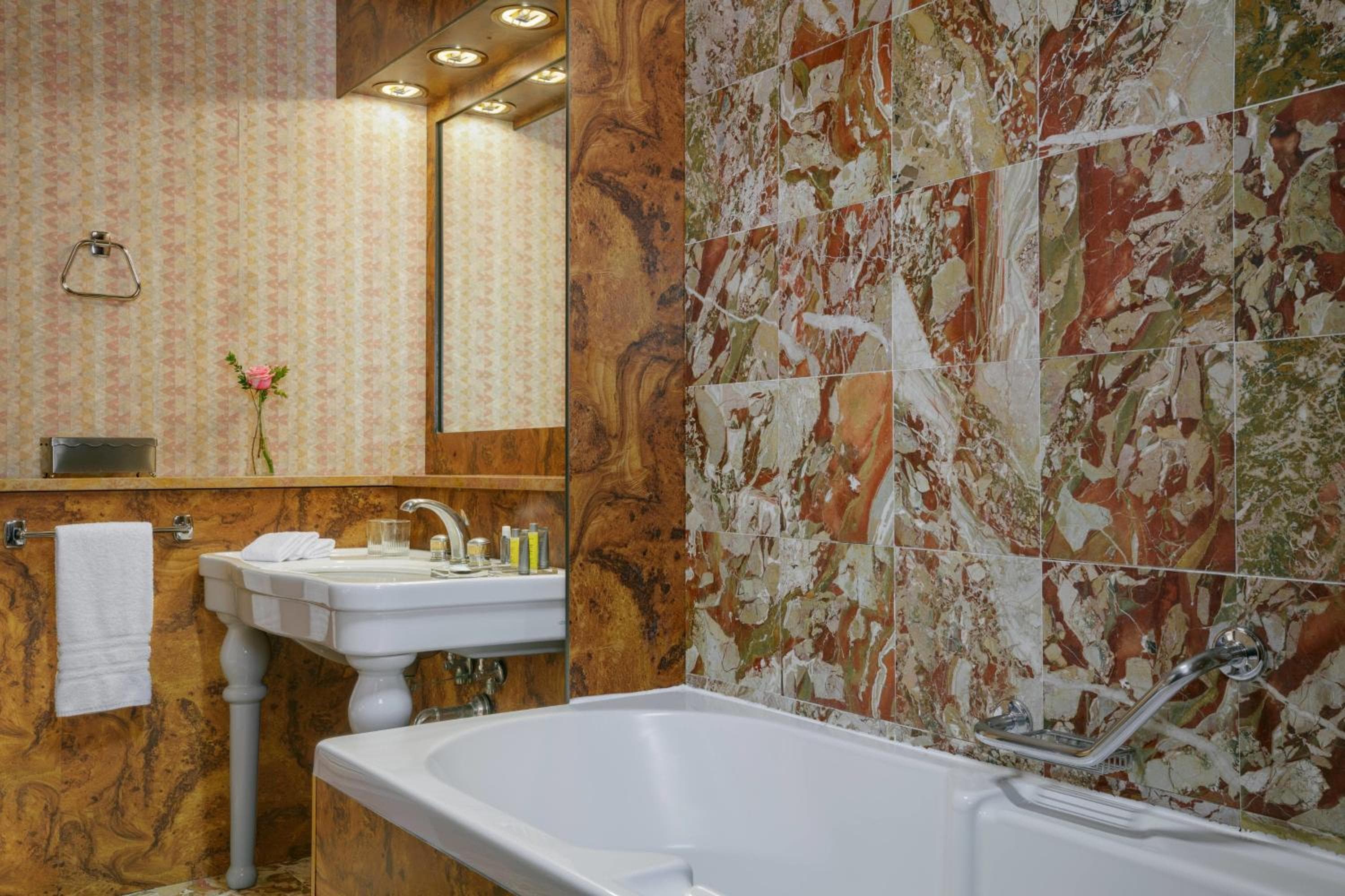 Milan Marriott Hotel — 16