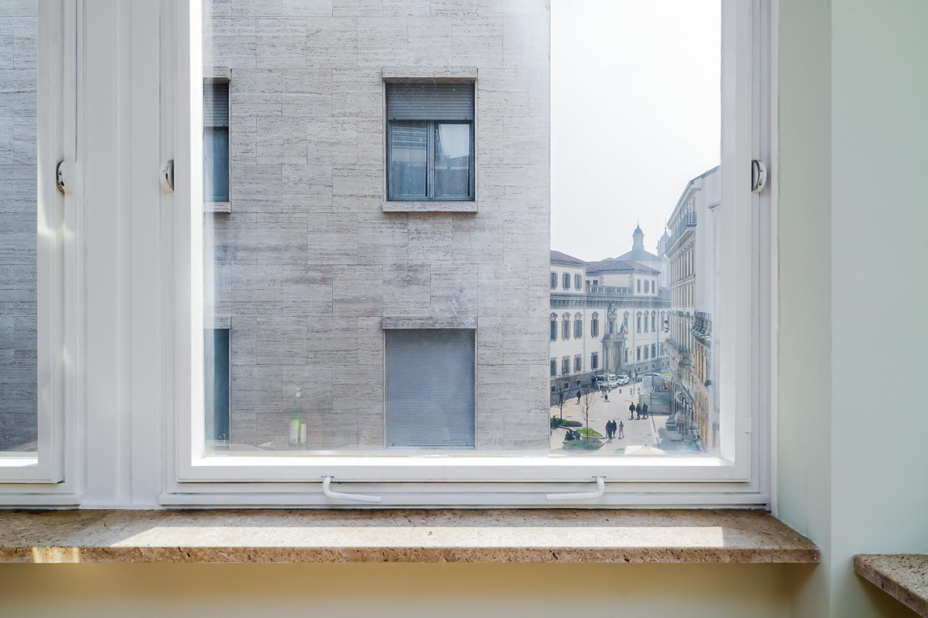 Milan Adore — 3