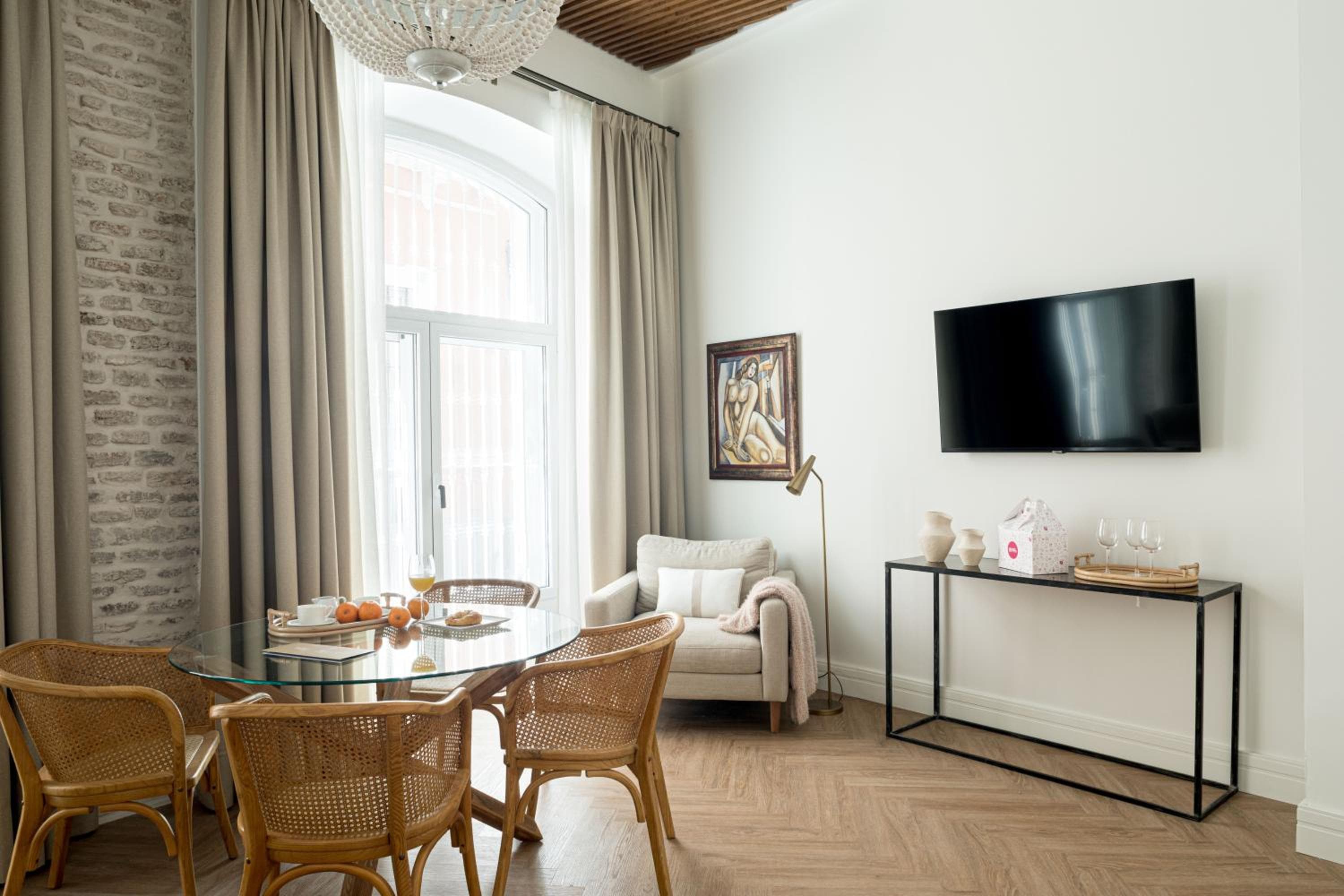 Mylu Suites by Puerta Catedral — 14
