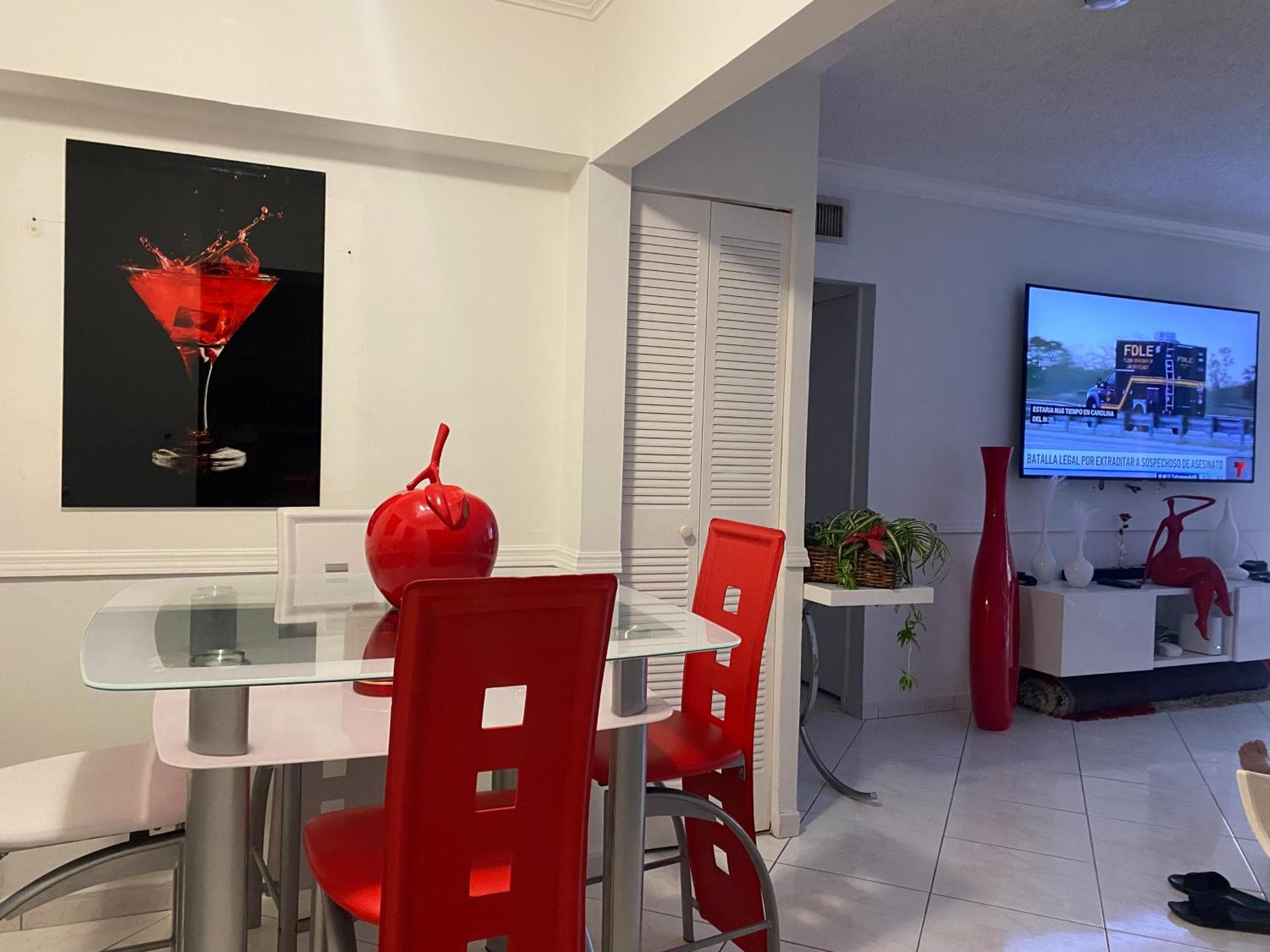 Bella casa a 7 minuti dall'aeroporto di Miami con parcheggio GRATUITO — 14