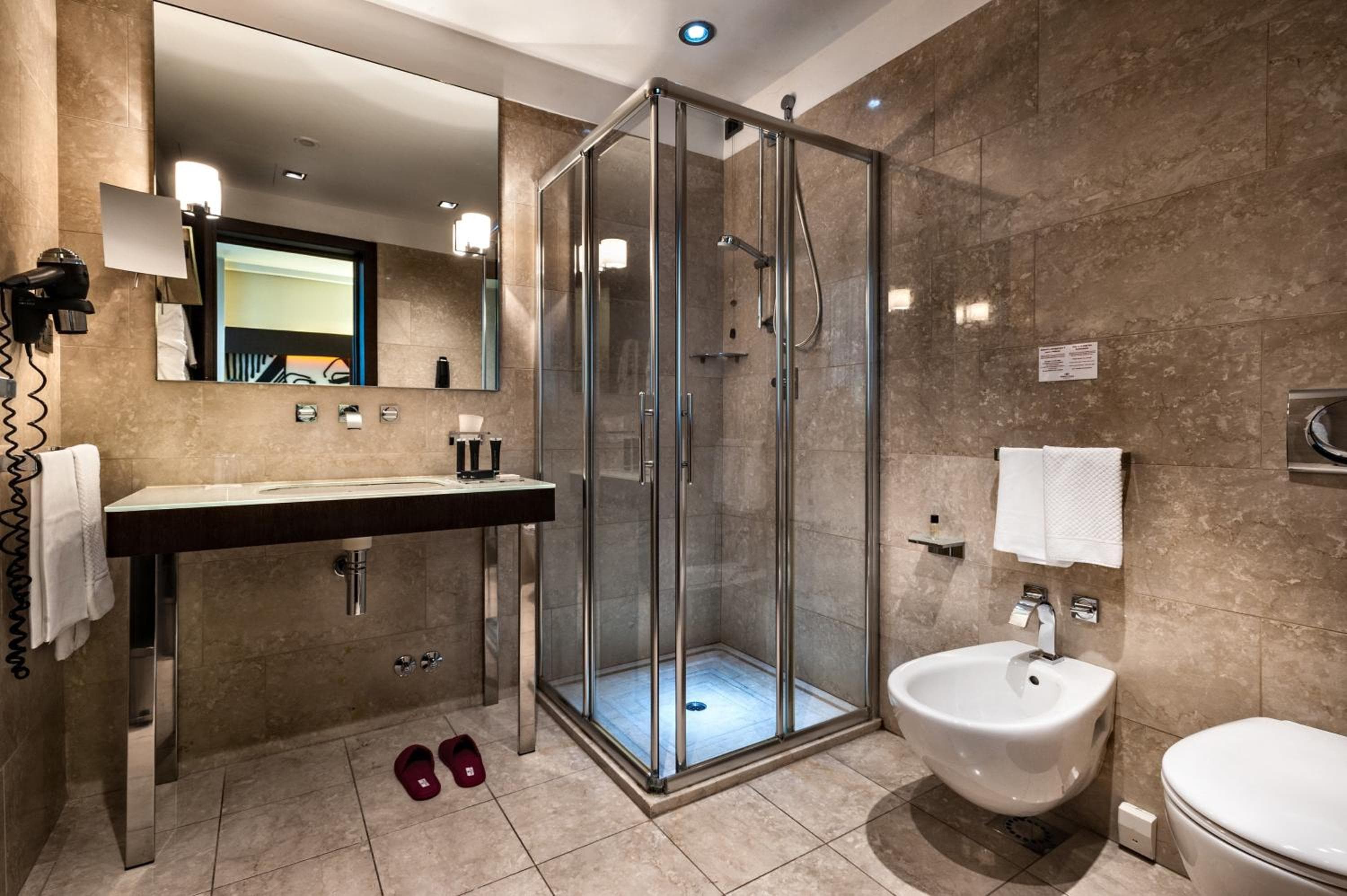Crowne Plaza Milan City by IHG — 11