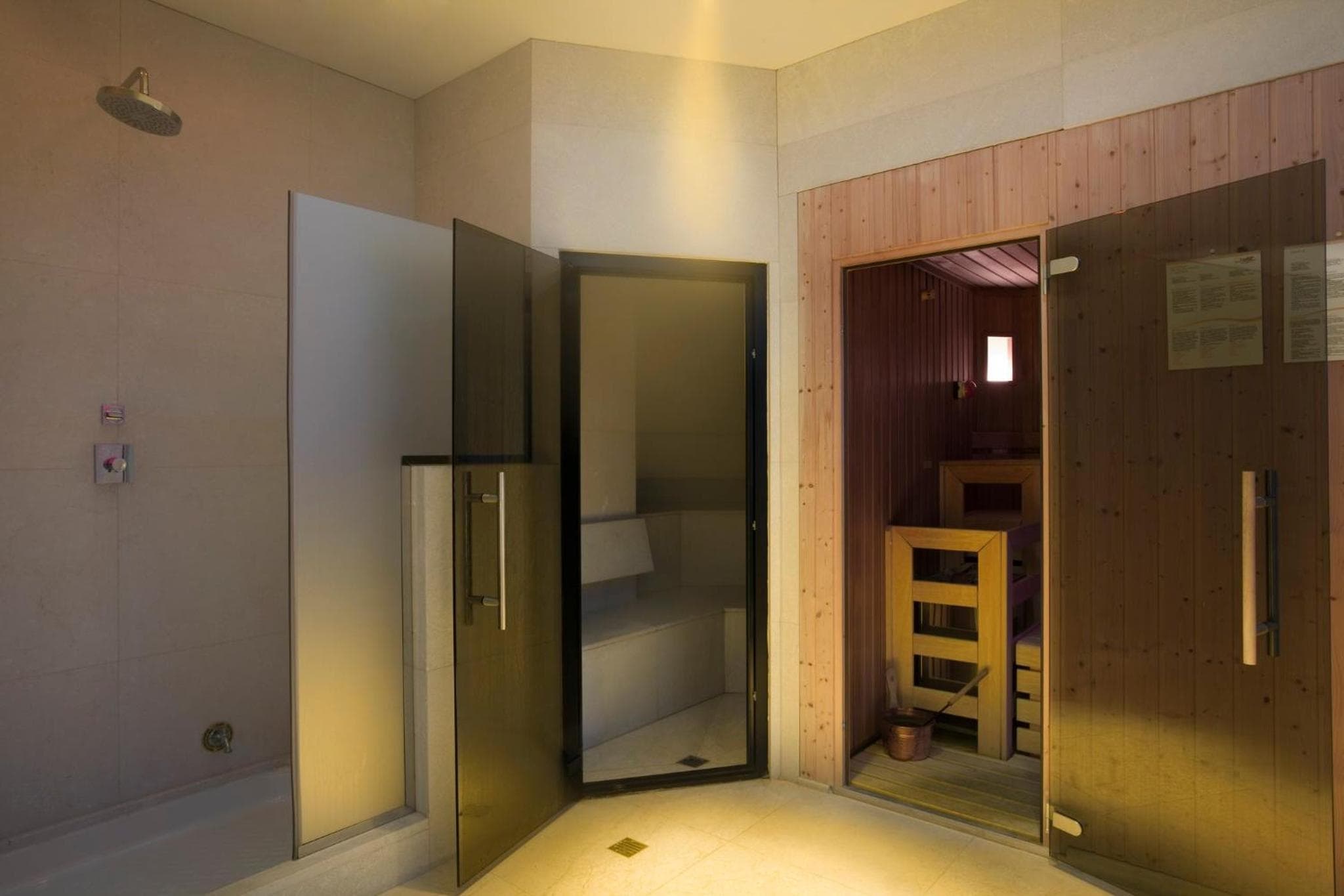 Crowne Plaza Milán Ciudad, un hotel IHG — 9