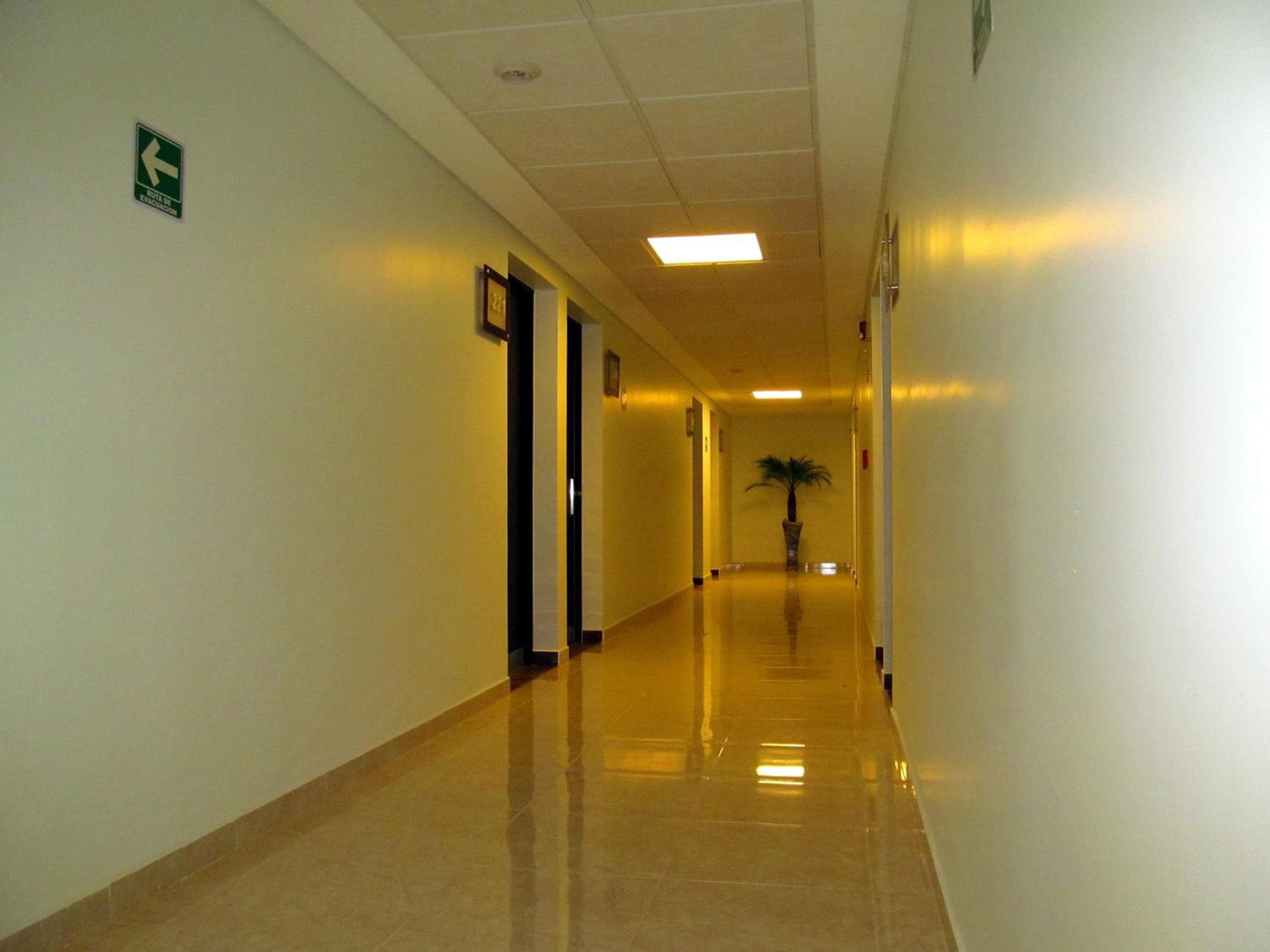 Hotel & Suites PF — 20