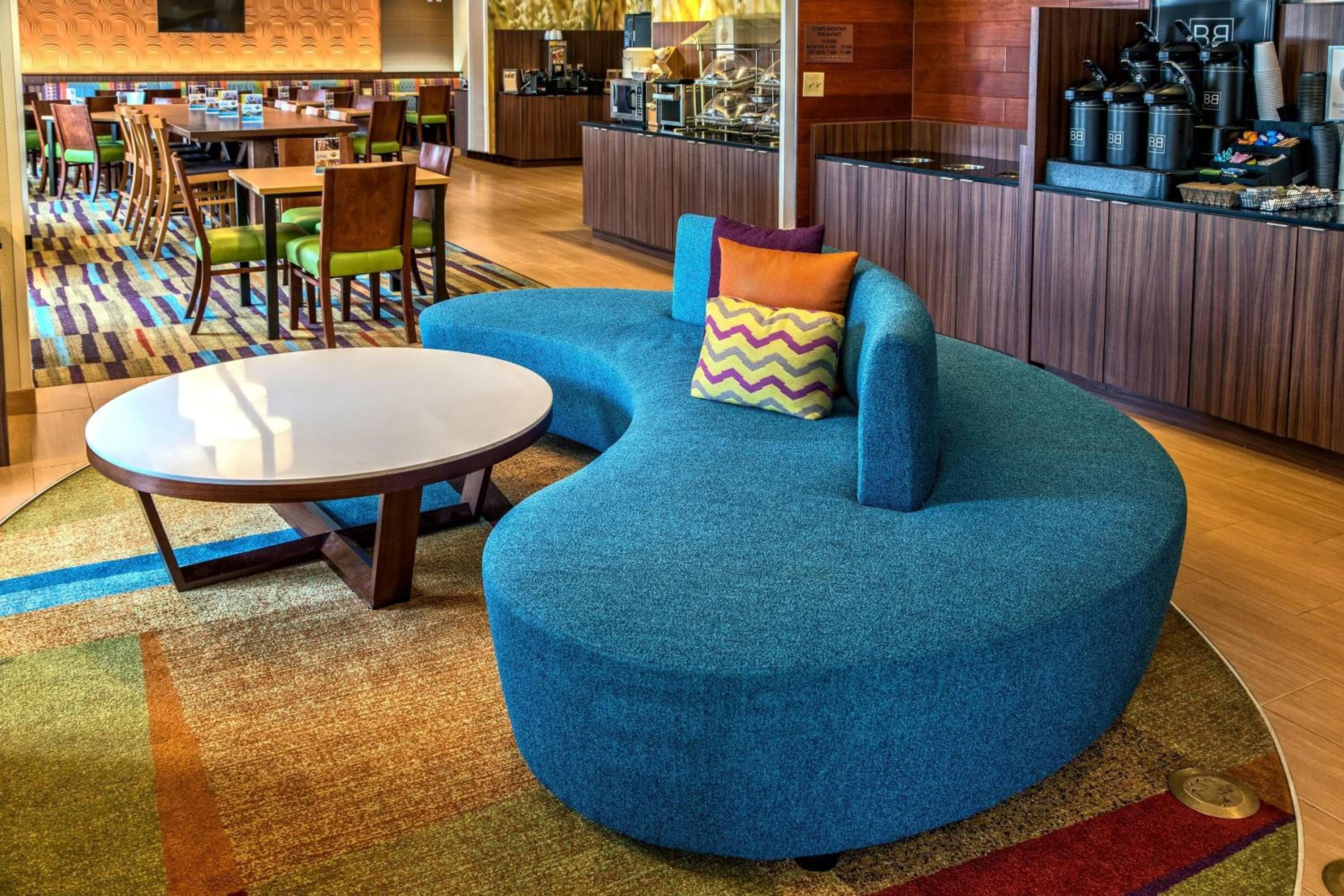 Fairfield Inn and Suites by Marriott Orlando Vicino alla Universal Orlando — 4